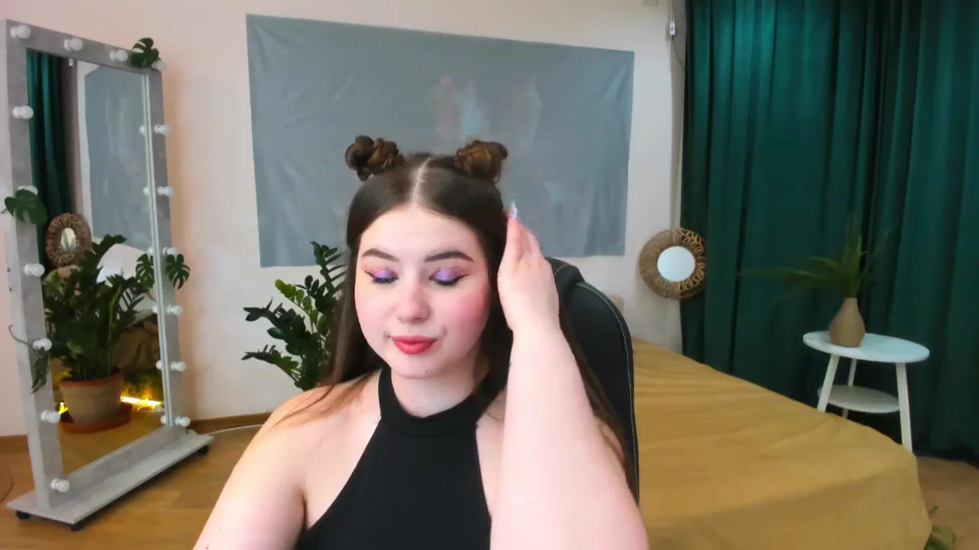 Gallery image thumbnail from AdmireMyEyes's myfreecams stream on, 05/18/2024, 20:24 image 8 of 20