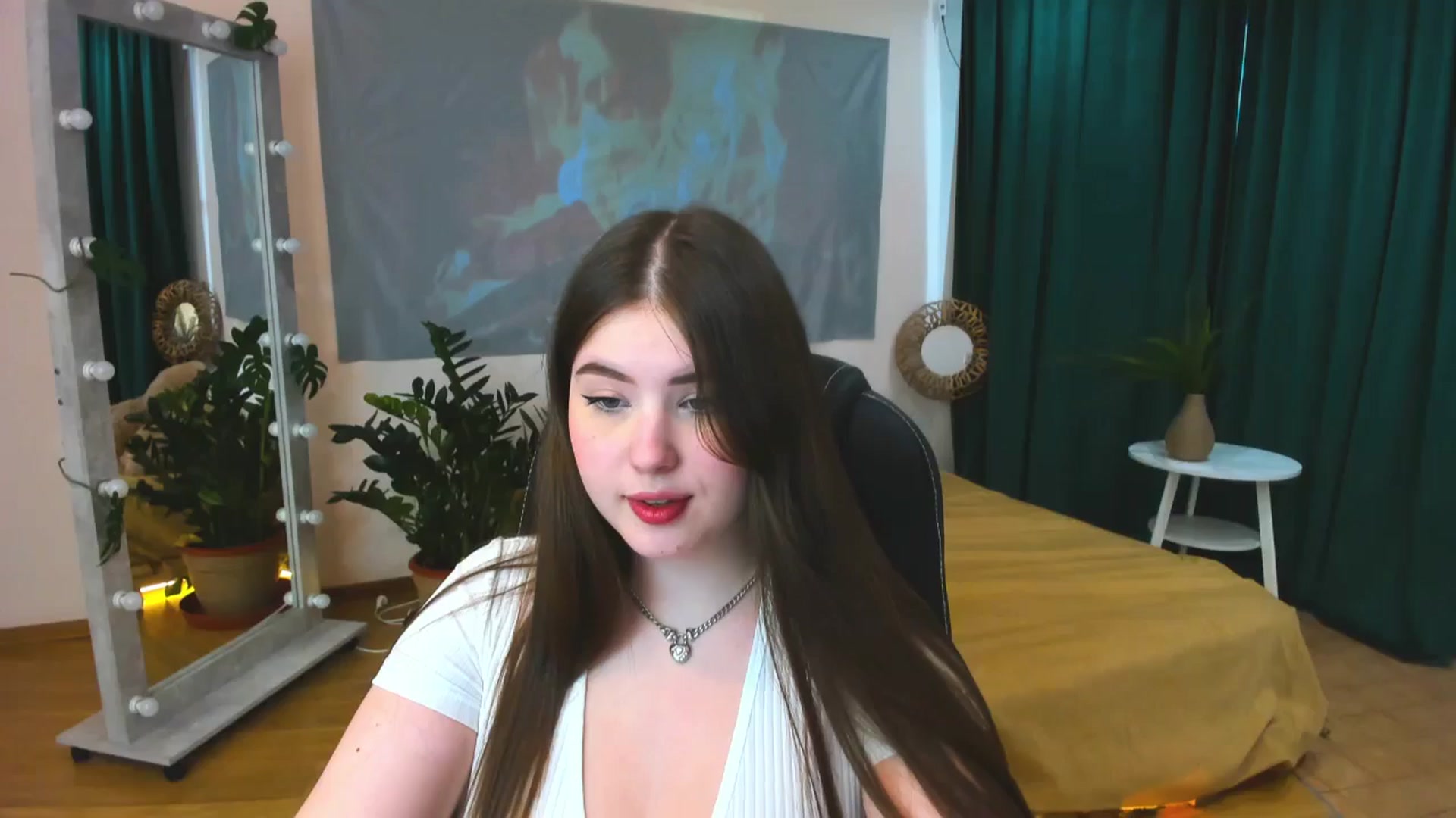 Gallery image thumbnail from AdmireMyEyes's myfreecams stream on, 05/21/2024, 07:51 image 1 of 20