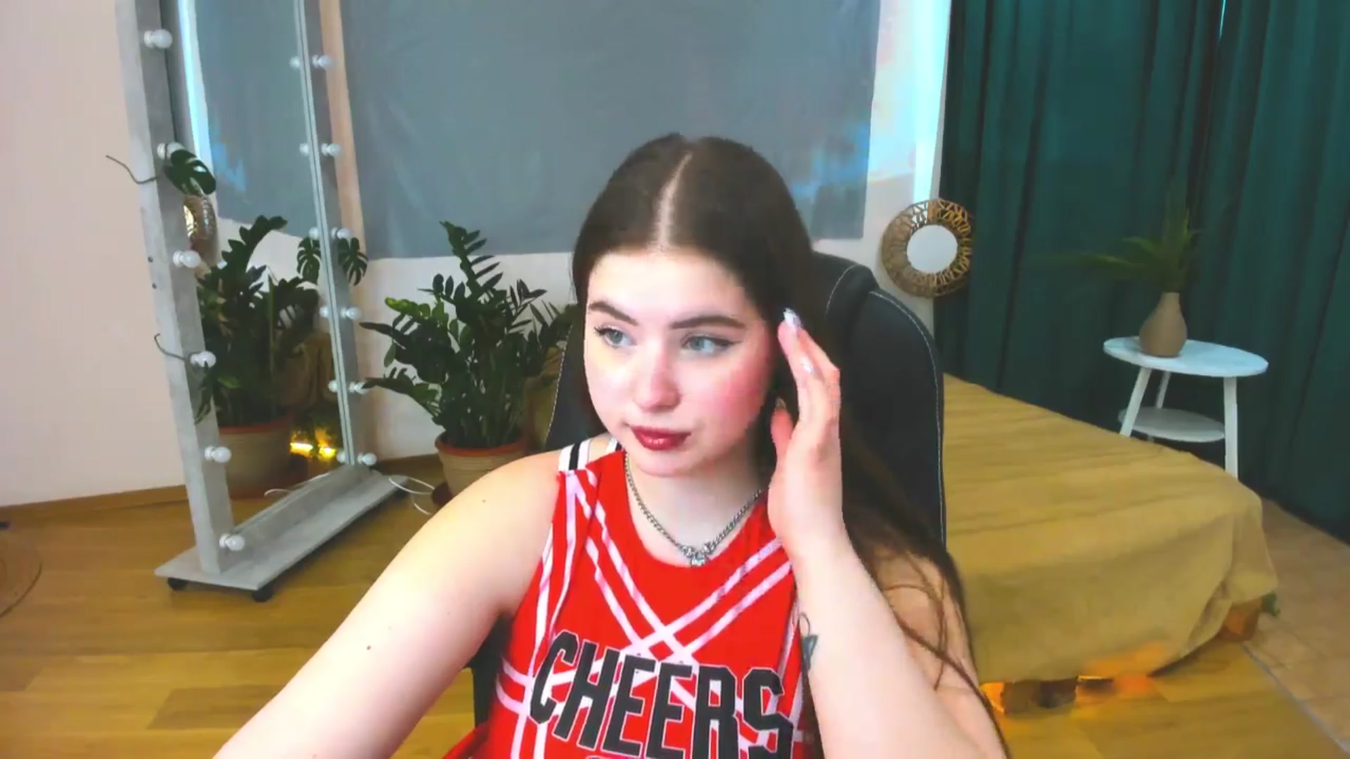 Gallery image thumbnail from AdmireMyEyes's myfreecams stream on, 05/22/2024, 09:48 image 5 of 20