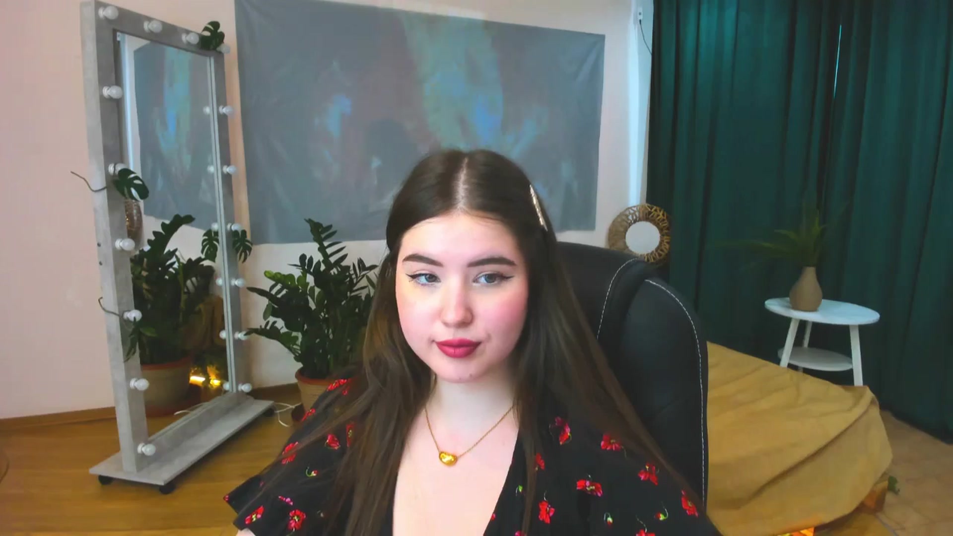 Gallery image thumbnail from AdmireMyEyes's myfreecams stream on, 05/23/2024, 09:48 image 16 of 20