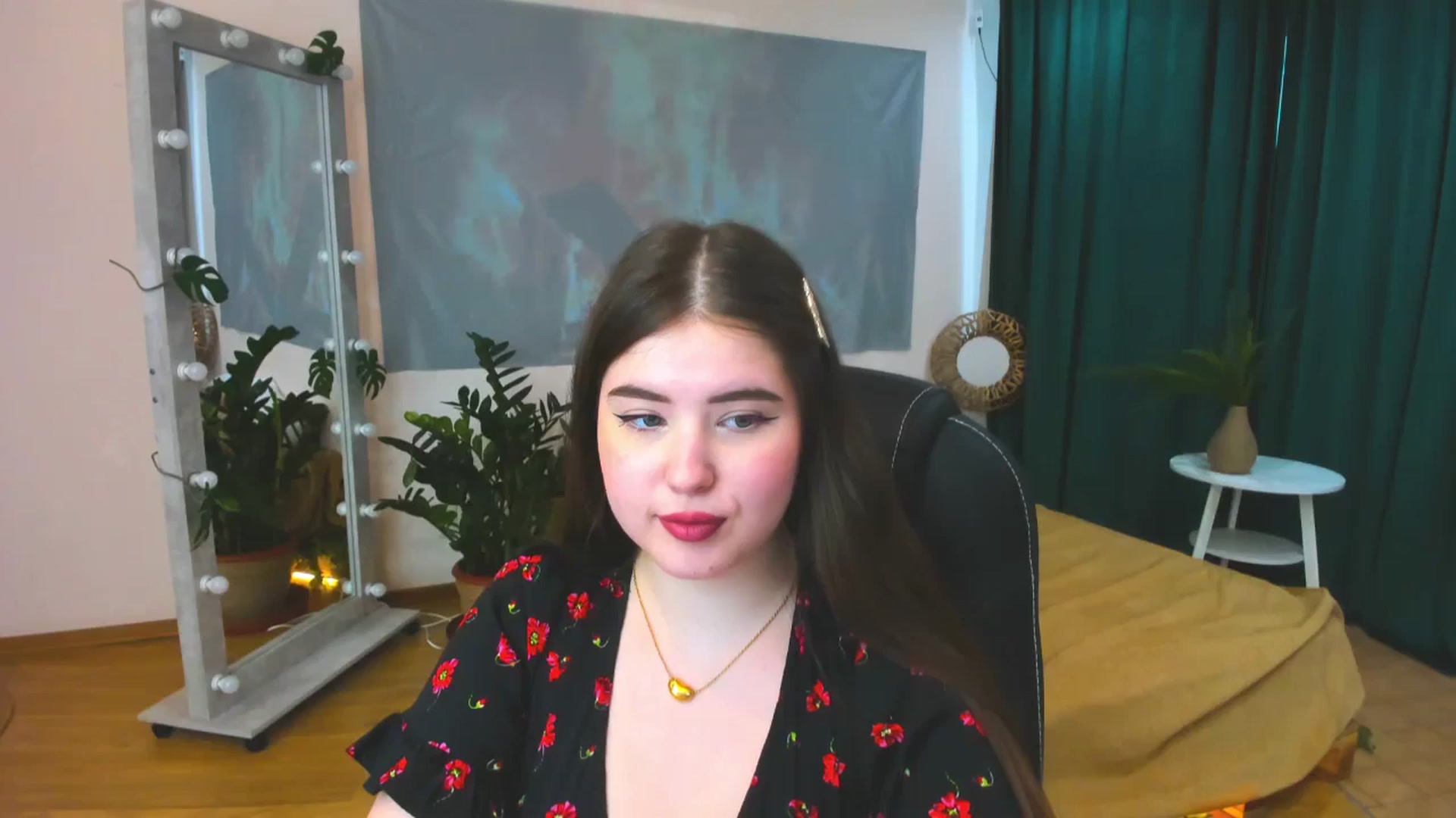 Gallery image thumbnail from AdmireMyEyes's myfreecams stream on, 05/23/2024, 09:48 image 15 of 20