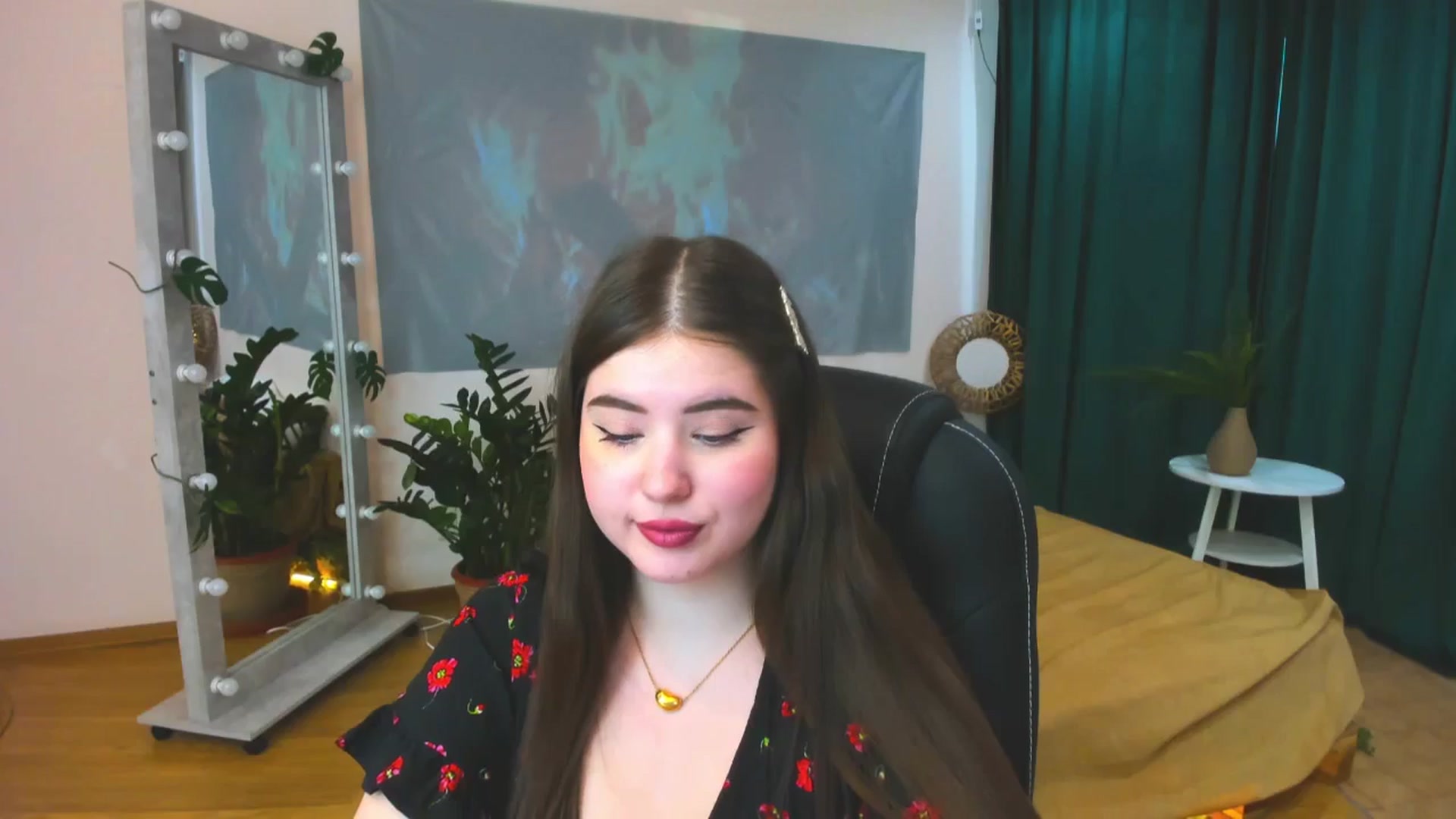 Gallery image thumbnail from AdmireMyEyes's myfreecams stream on, 05/23/2024, 09:48 image 7 of 20