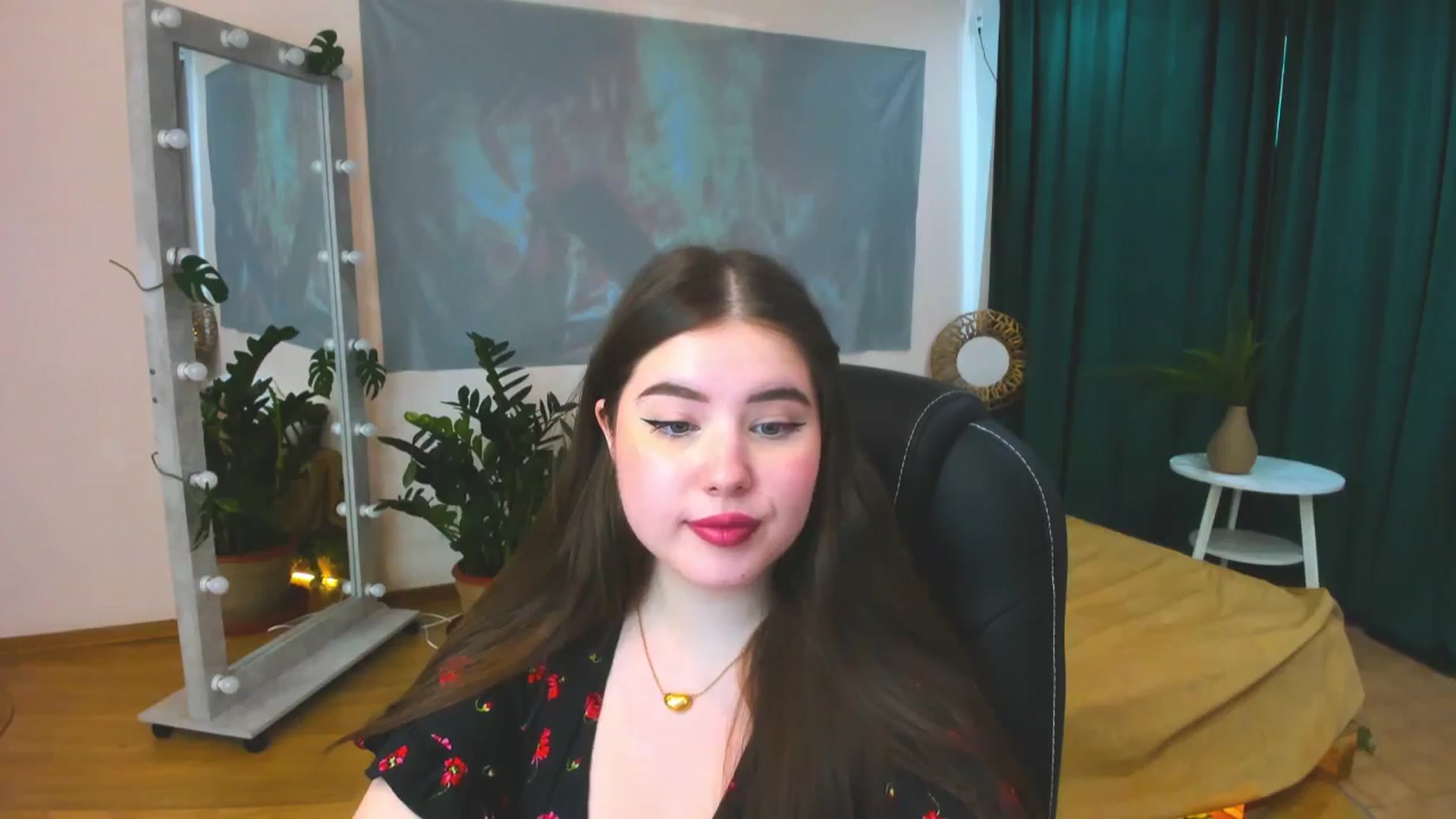 Gallery image thumbnail from AdmireMyEyes's myfreecams stream on, 05/23/2024, 09:48 image 14 of 20