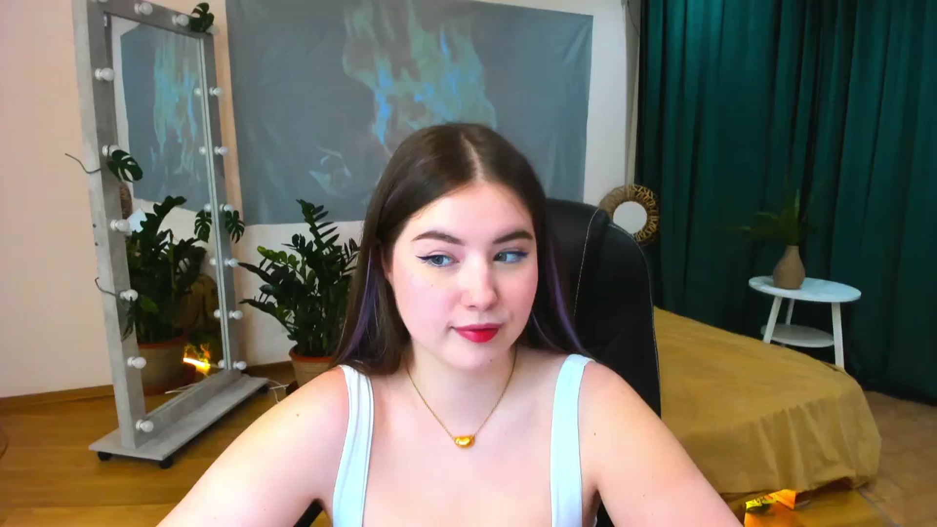 Gallery image thumbnail from AdmireMyEyes's myfreecams stream on, 05/24/2024, 19:00 image 9 of 20