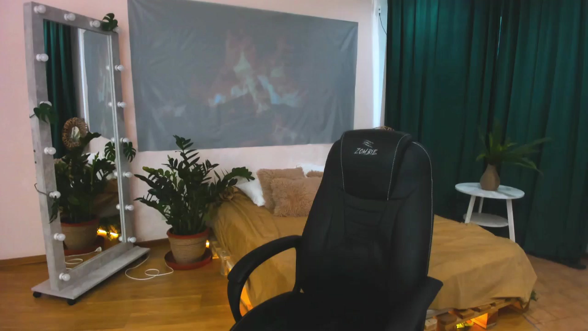 Gallery image thumbnail from AdmireMyEyes's myfreecams stream on, 05/27/2024, 09:22 image 16 of 20