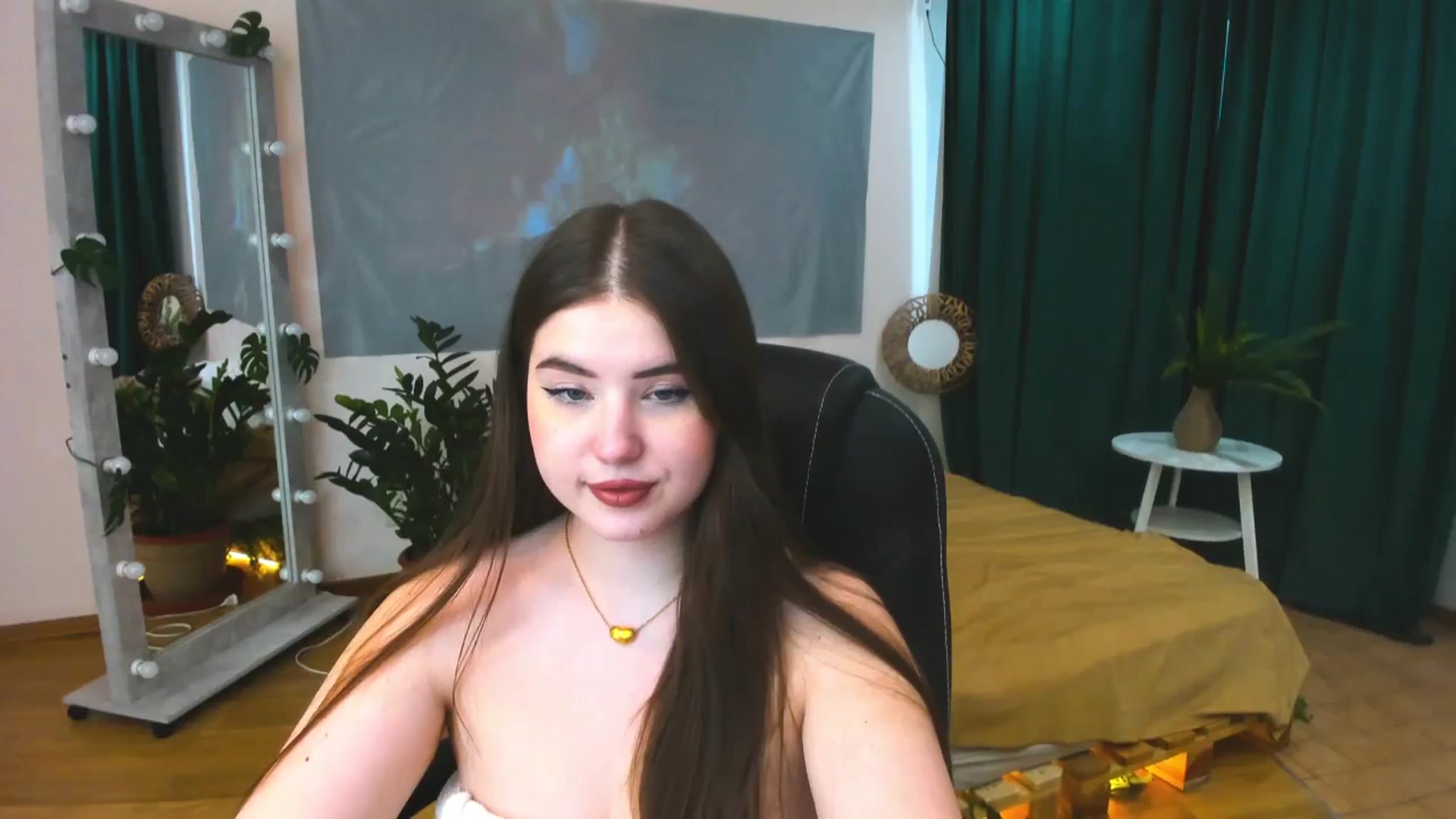 Gallery image thumbnail from AdmireMyEyes's myfreecams stream on, 05/27/2024, 09:53 image 5 of 20