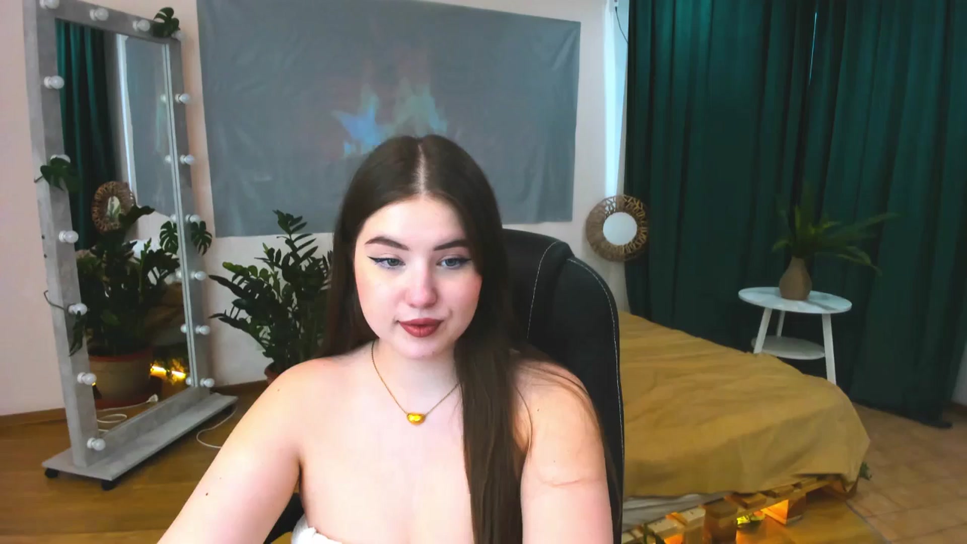 Gallery image thumbnail from AdmireMyEyes's myfreecams stream on, 05/27/2024, 09:53 image 6 of 20