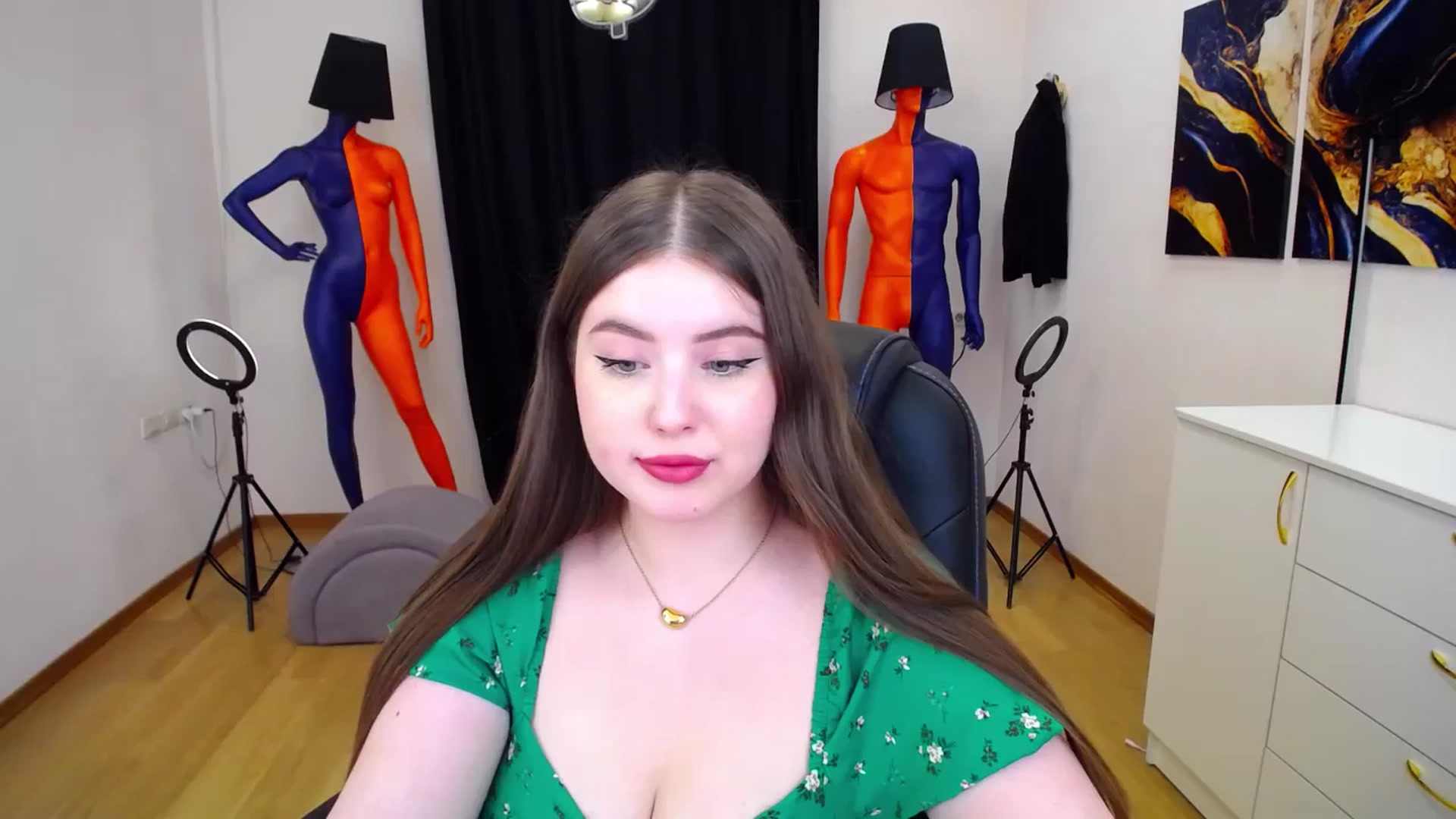 Gallery image thumbnail from AdmireMyEyes's myfreecams stream on, 05/29/2024, 09:49 image 20 of 20