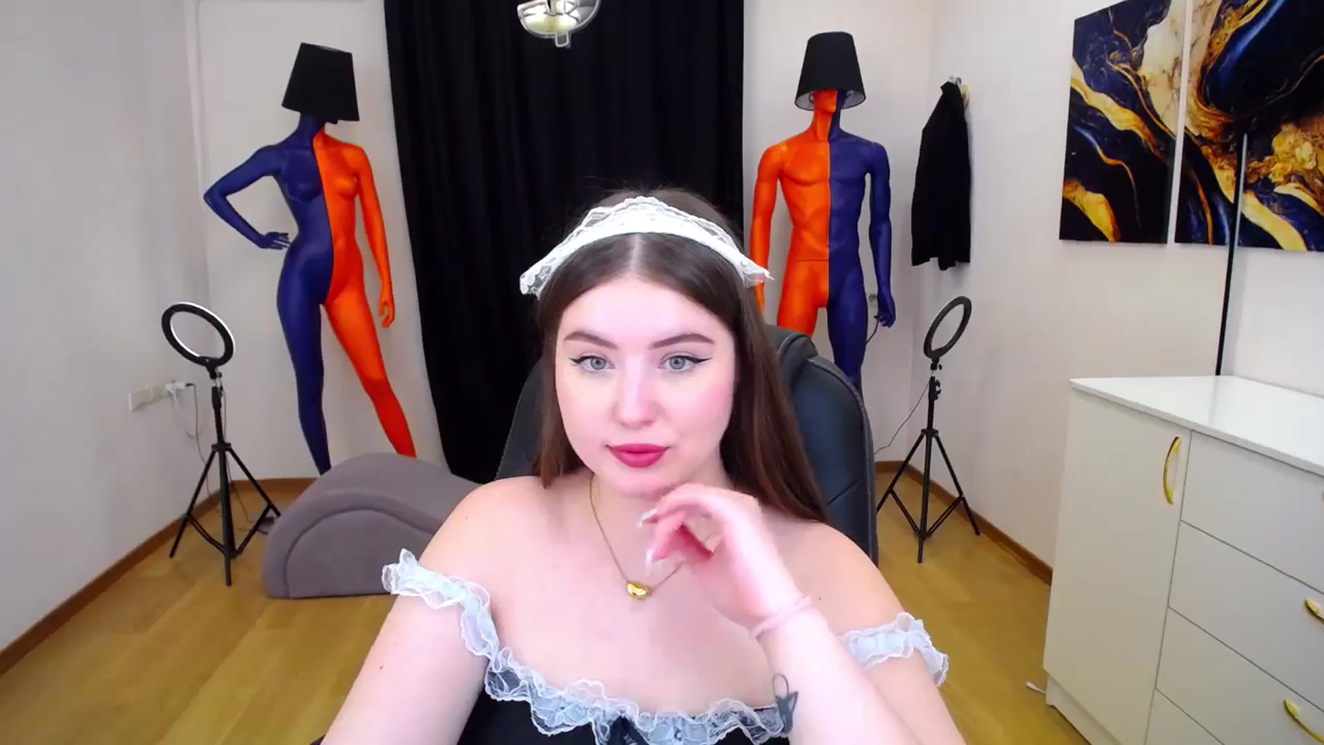 Gallery image thumbnail from AdmireMyEyes's myfreecams stream on, 05/29/2024, 09:49 image 9 of 20