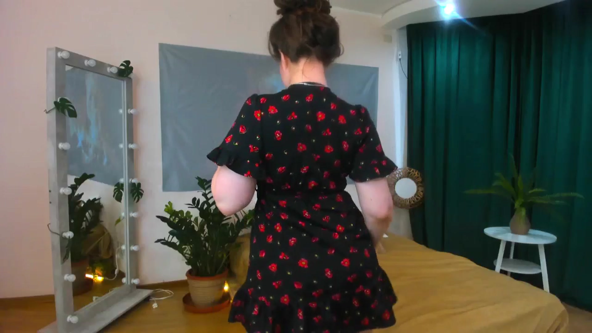 Gallery image thumbnail from AdmireMyEyes's myfreecams stream on, 06/04/2024, 06:44 image 16 of 20