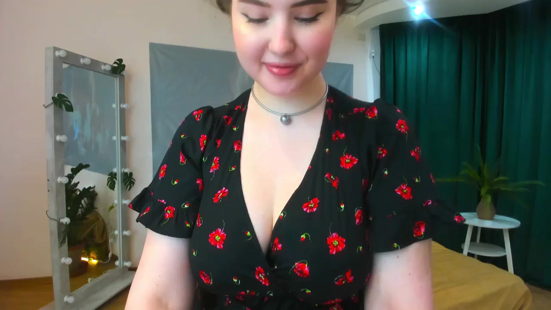 Gallery image thumbnail from AdmireMyEyes's myfreecams stream on, 06/04/2024, 06:44 image 9 of 20