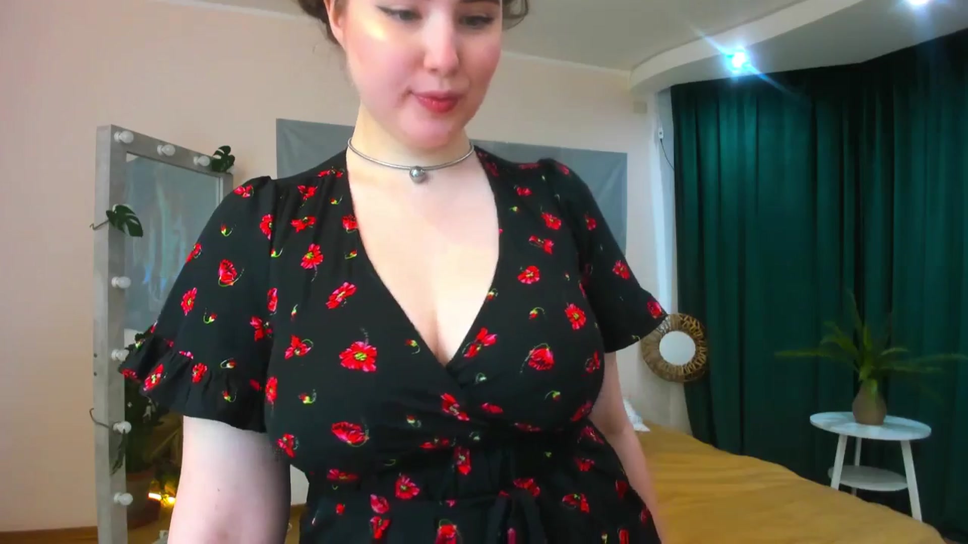 Gallery image thumbnail from AdmireMyEyes's myfreecams stream on, 06/04/2024, 06:44 image 2 of 20