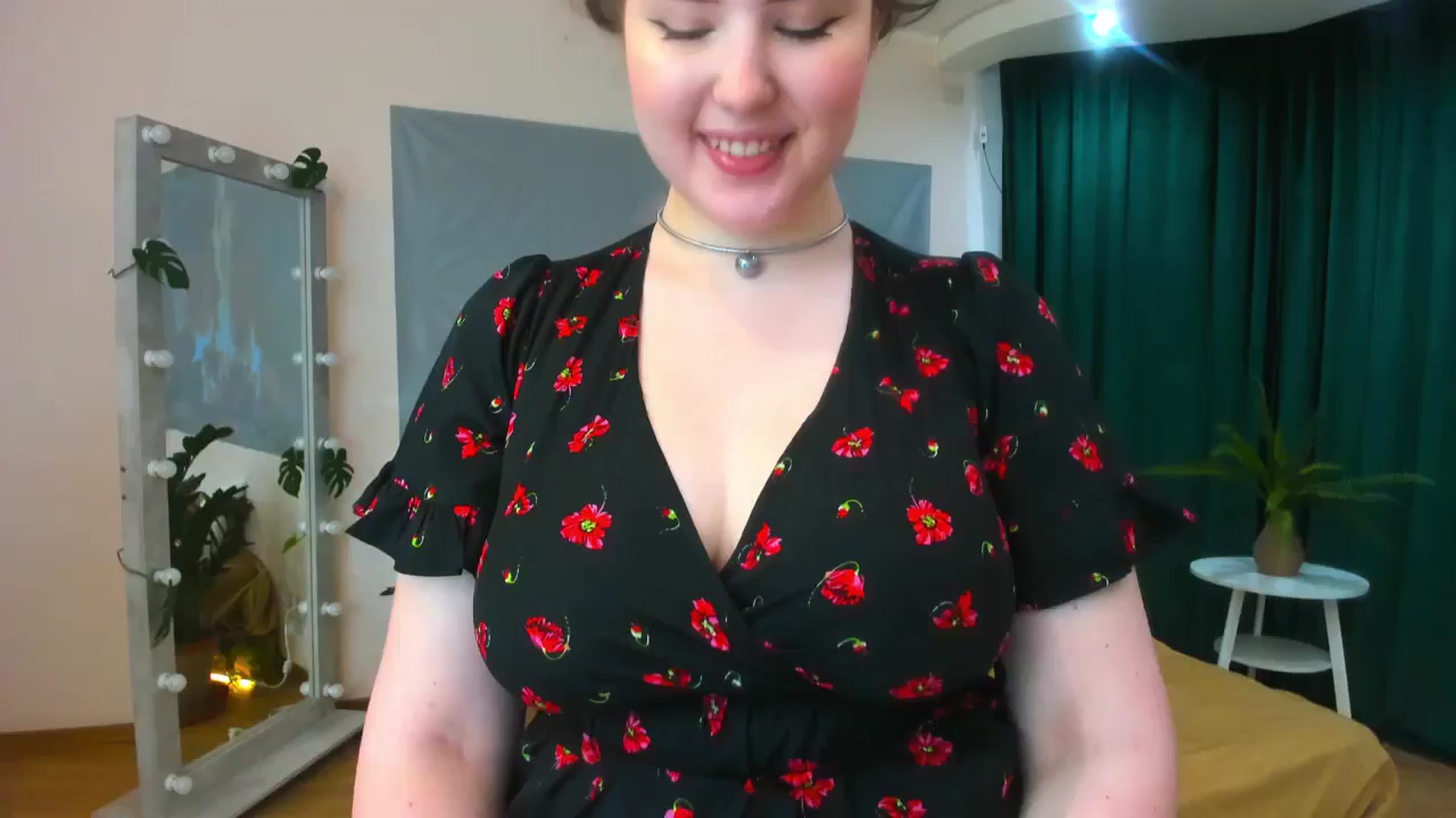Gallery image thumbnail from AdmireMyEyes's myfreecams stream on, 06/04/2024, 06:44 image 18 of 20
