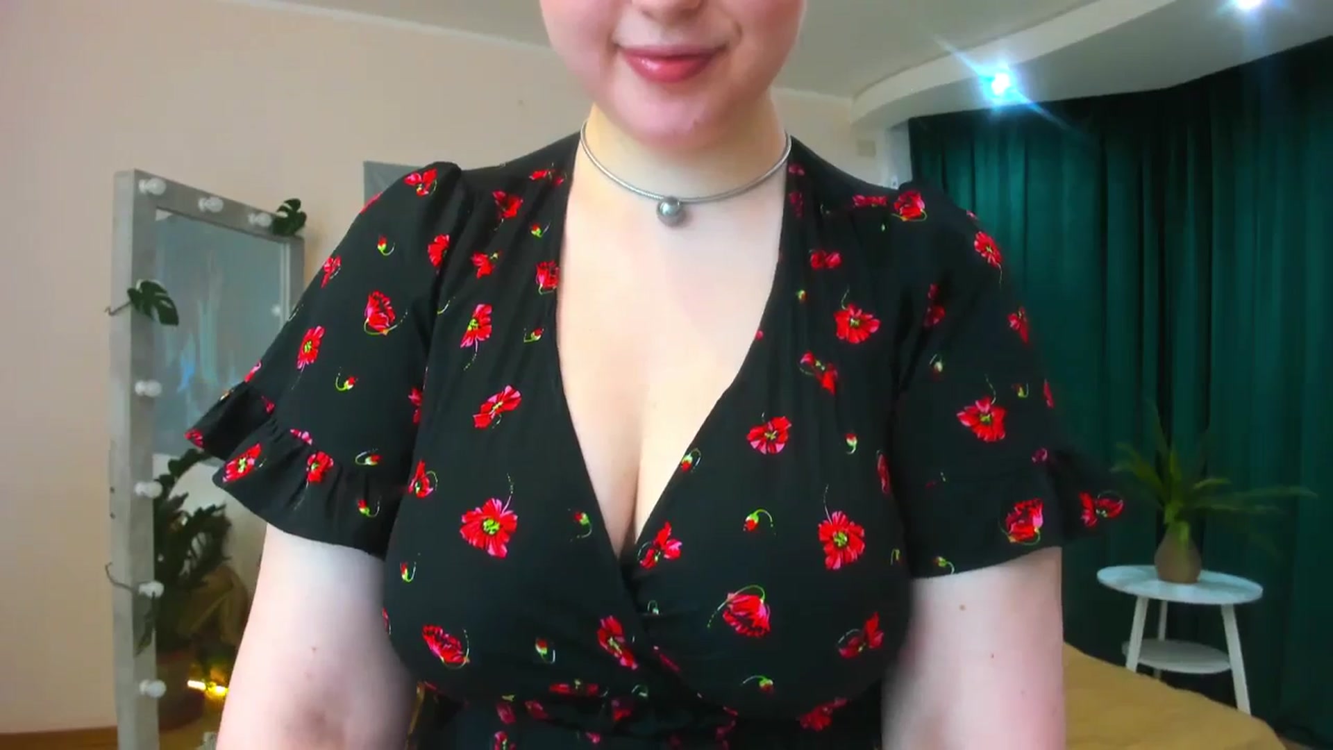 Gallery image thumbnail from AdmireMyEyes's myfreecams stream on, 06/04/2024, 06:44 image 3 of 20