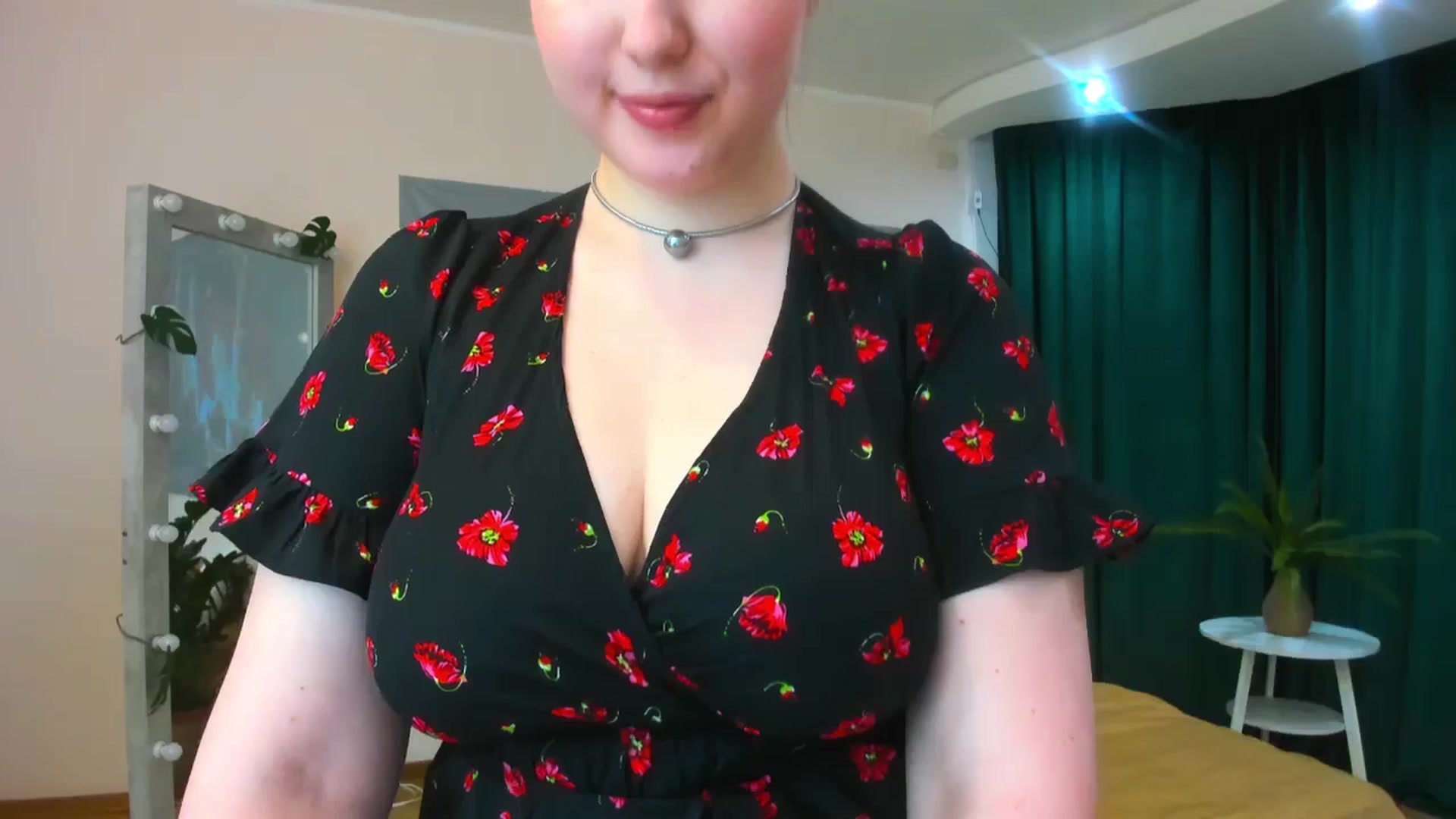 Gallery image thumbnail from AdmireMyEyes's myfreecams stream on, 06/04/2024, 06:44 image 4 of 20