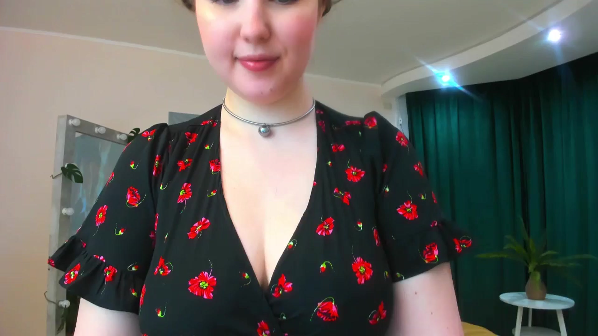 Gallery image thumbnail from AdmireMyEyes's myfreecams stream on, 06/04/2024, 06:44 image 1 of 20