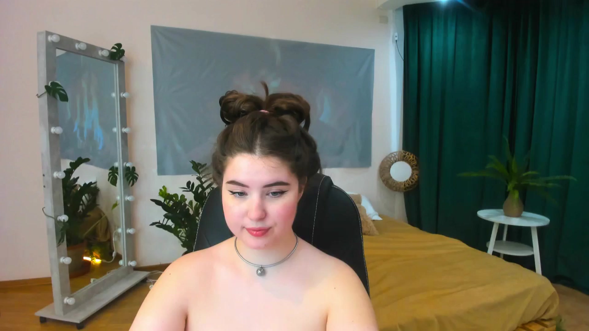 Gallery image thumbnail from AdmireMyEyes's myfreecams stream on, 06/04/2024, 07:46 image 20 of 20