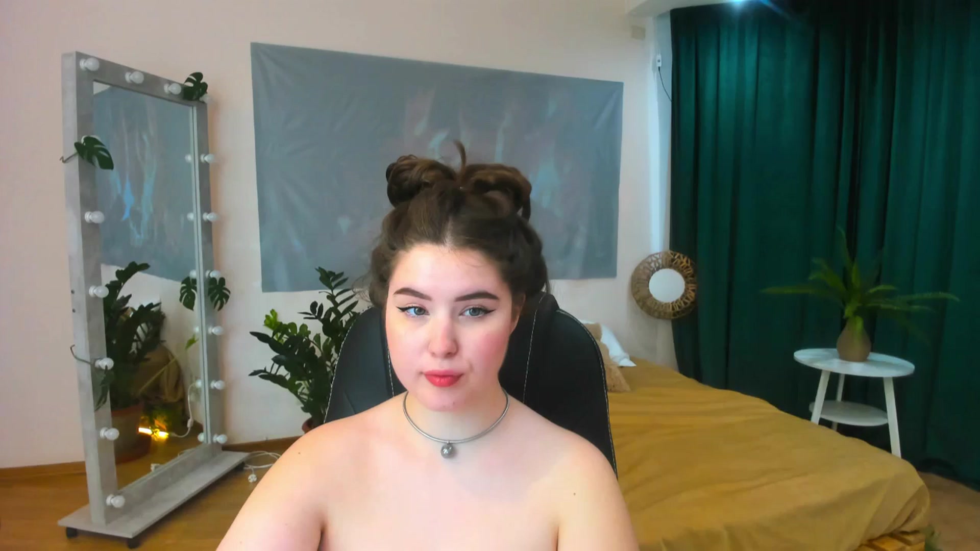 Gallery image thumbnail from AdmireMyEyes's myfreecams stream on, 06/04/2024, 07:46 image 19 of 20