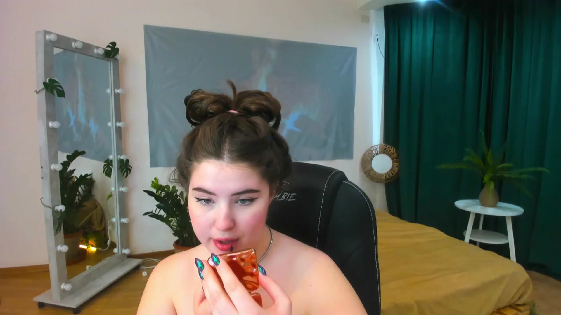 Gallery image thumbnail from AdmireMyEyes's myfreecams stream on, 06/04/2024, 08:33 image 1 of 20