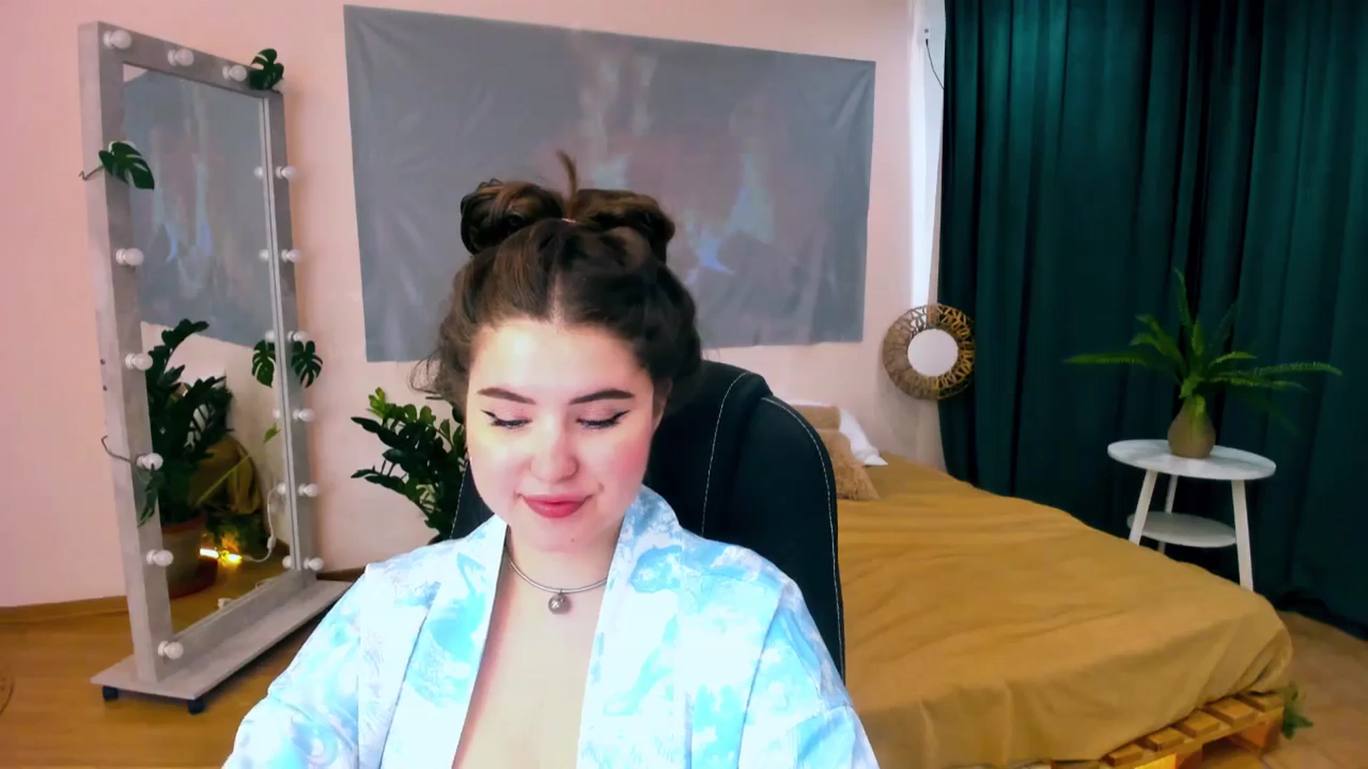 Gallery image thumbnail from AdmireMyEyes's myfreecams stream on, 06/04/2024, 09:47 image 6 of 20