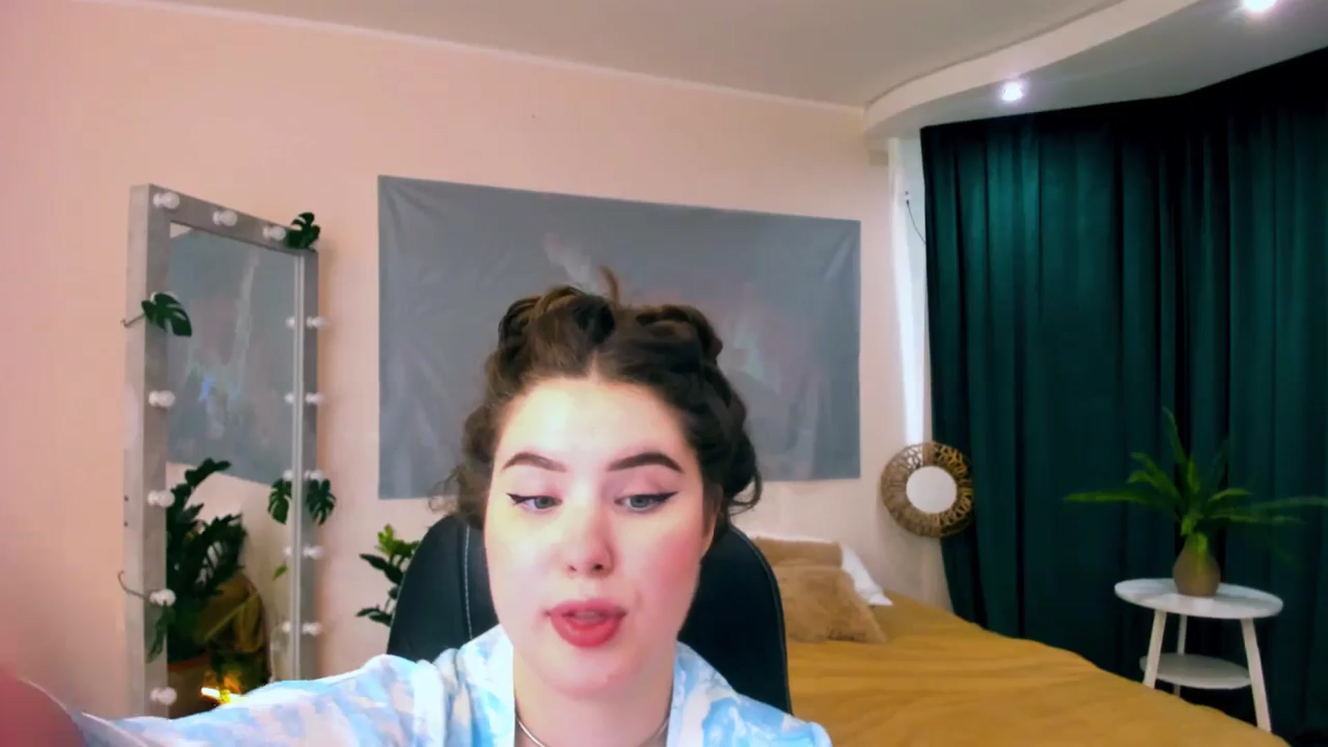 Gallery image thumbnail from AdmireMyEyes's myfreecams stream on, 06/04/2024, 09:47 image 10 of 20
