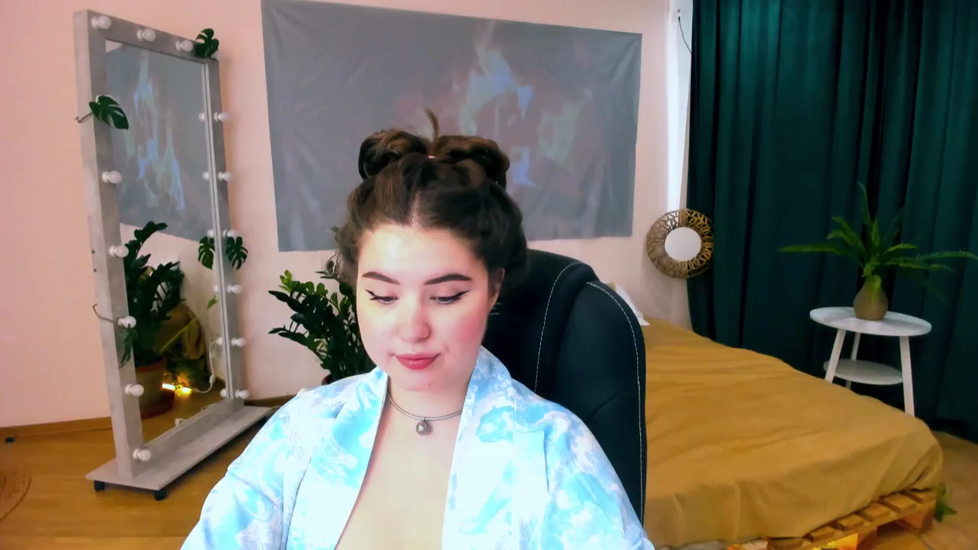 Gallery image thumbnail from AdmireMyEyes's myfreecams stream on, 06/04/2024, 09:47 image 14 of 20