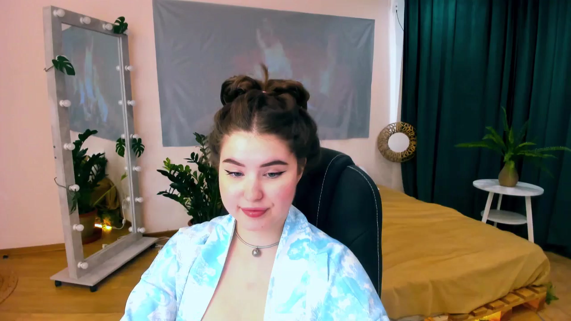 Gallery image thumbnail from AdmireMyEyes's myfreecams stream on, 06/04/2024, 09:47 image 13 of 20