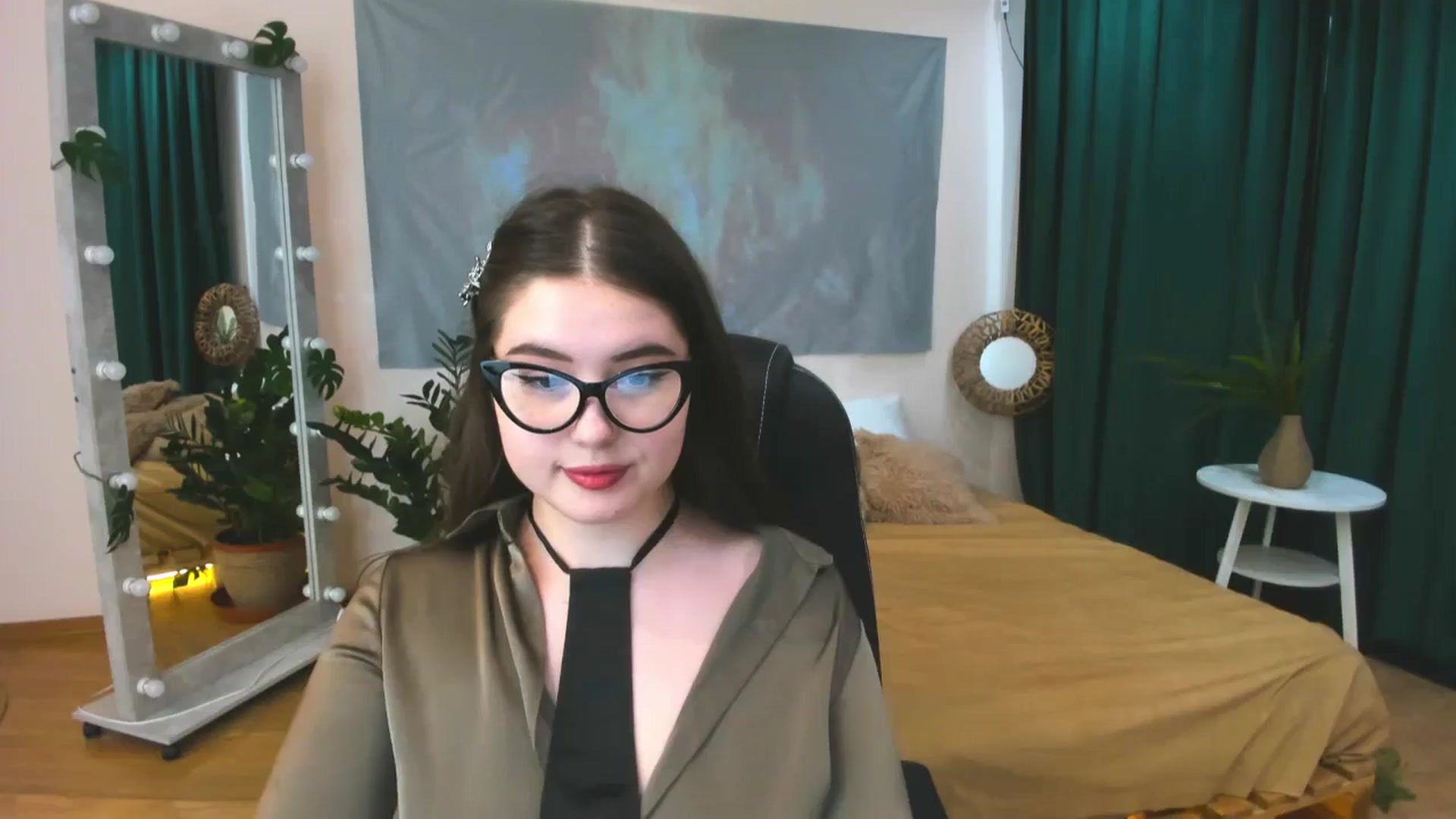 Gallery image thumbnail from AdmireMyEyes's myfreecams stream on, 06/06/2024, 07:04 image 12 of 20