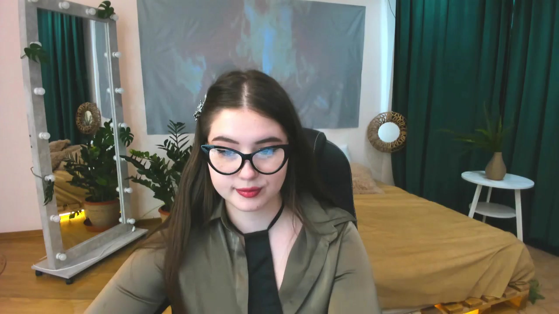 Gallery image thumbnail from AdmireMyEyes's myfreecams stream on, 06/06/2024, 07:49 image 19 of 20