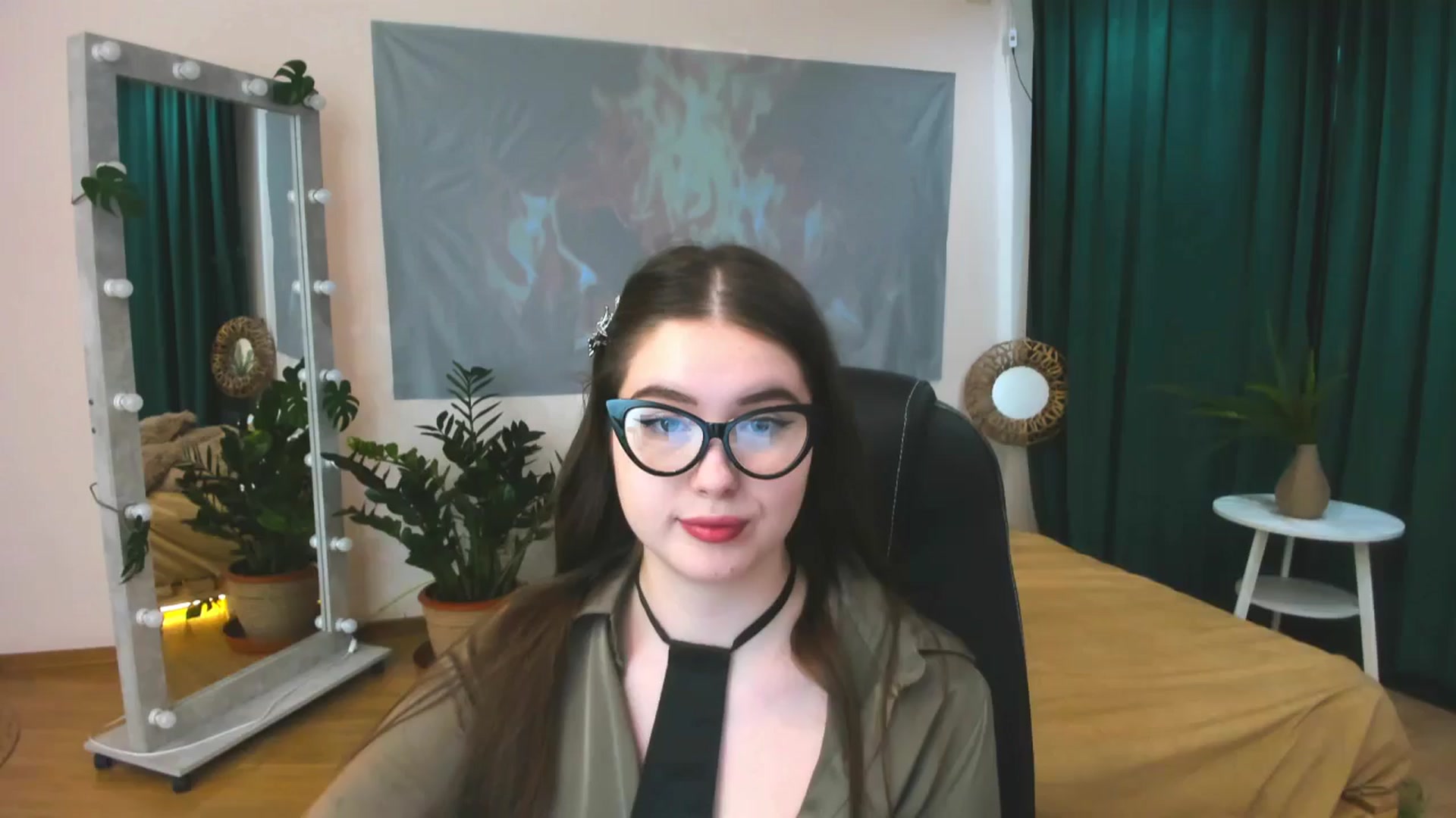 Gallery image thumbnail from AdmireMyEyes's myfreecams stream on, 06/06/2024, 07:49 image 3 of 20