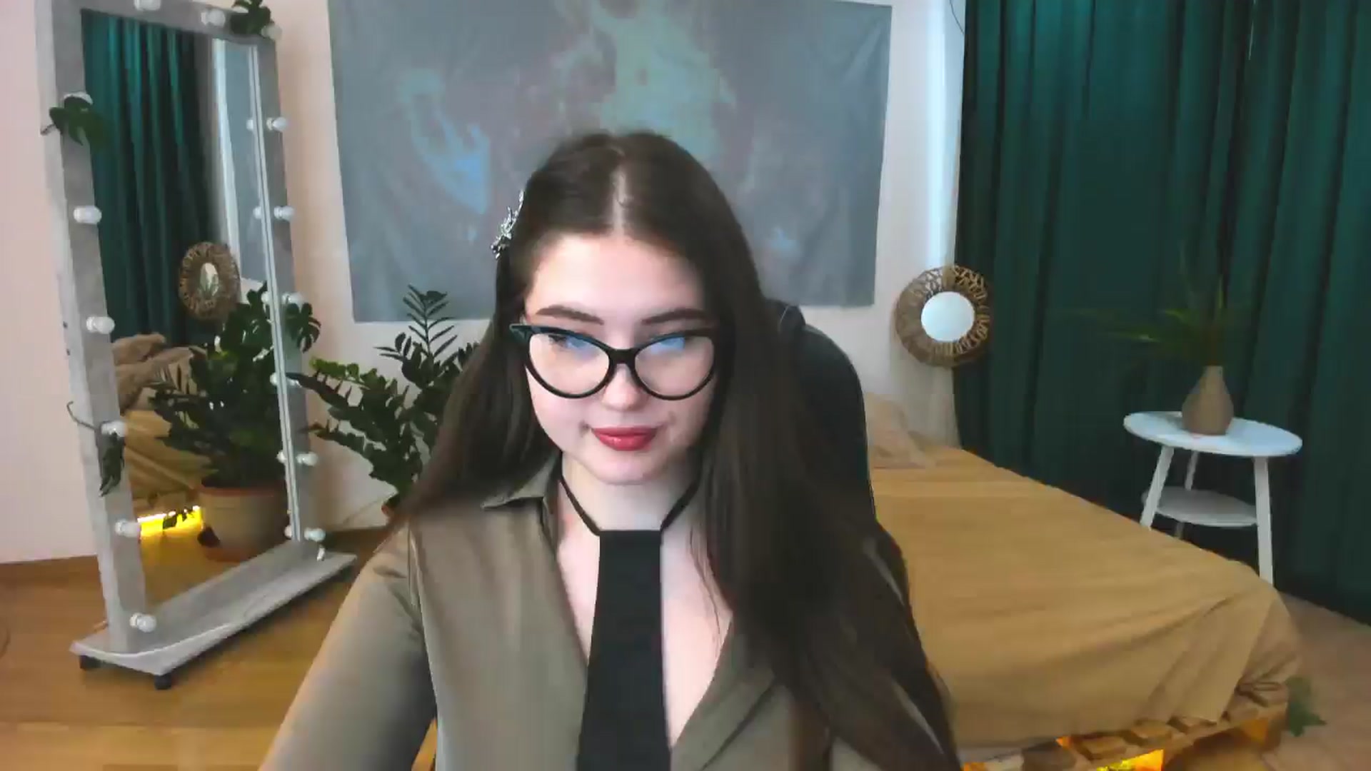 Gallery image thumbnail from AdmireMyEyes's myfreecams stream on, 06/06/2024, 07:49 image 12 of 20