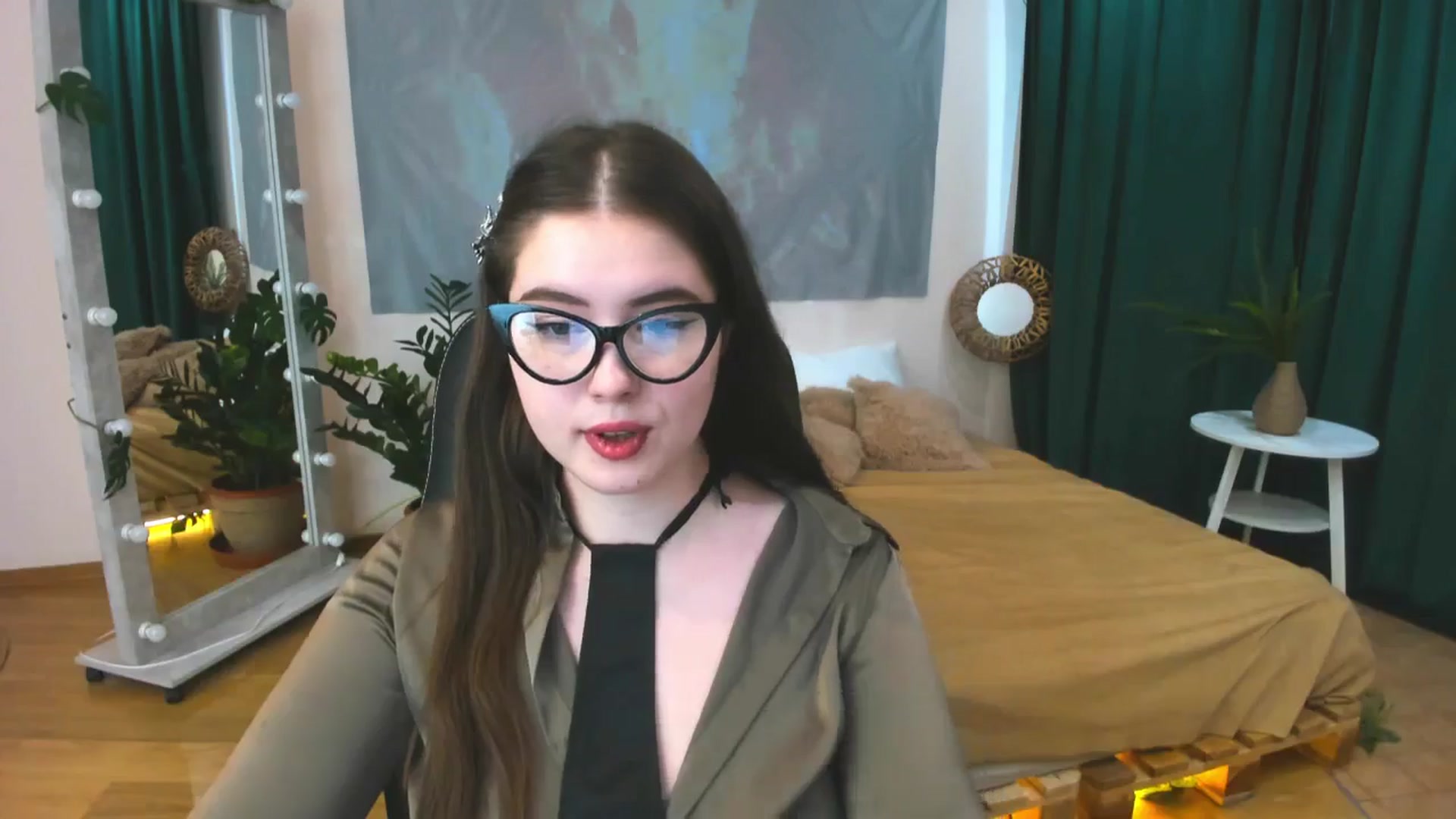 Gallery image thumbnail from AdmireMyEyes's myfreecams stream on, 06/06/2024, 08:59 image 15 of 20
