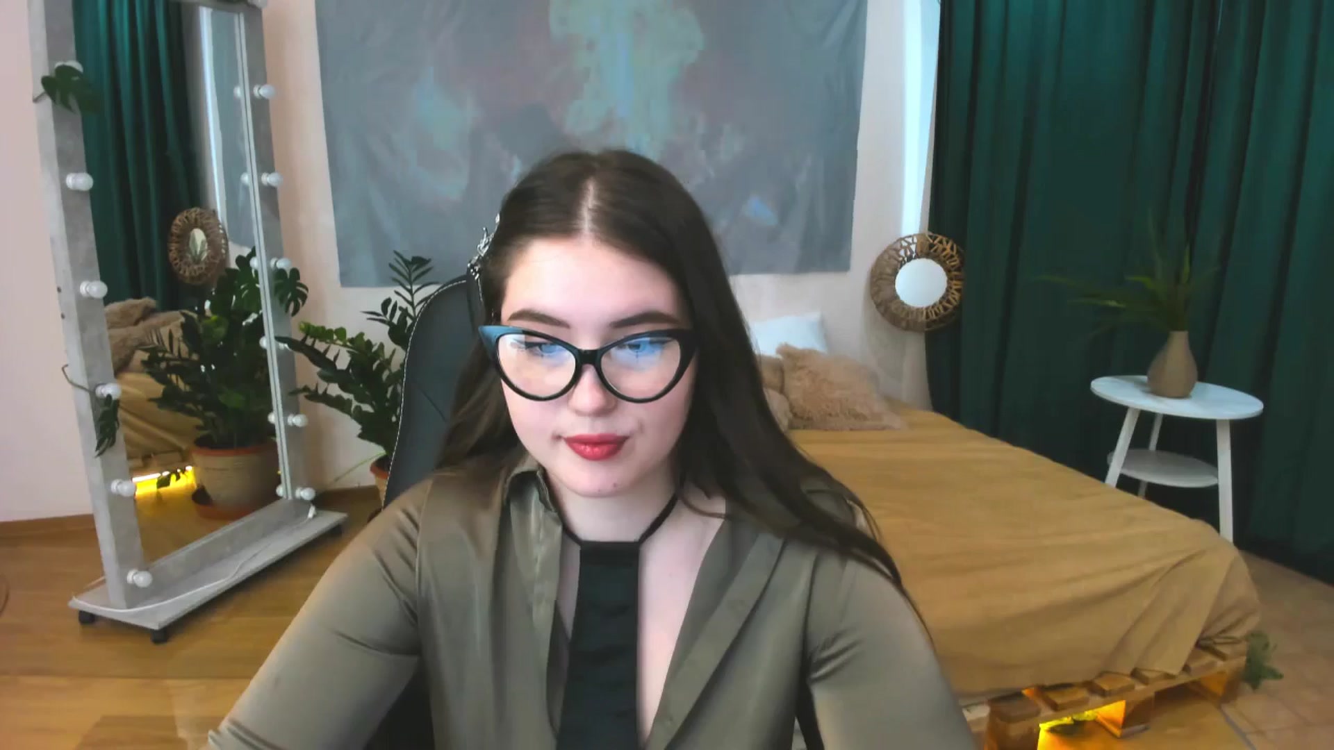 Gallery image thumbnail from AdmireMyEyes's myfreecams stream on, 06/06/2024, 08:59 image 12 of 20