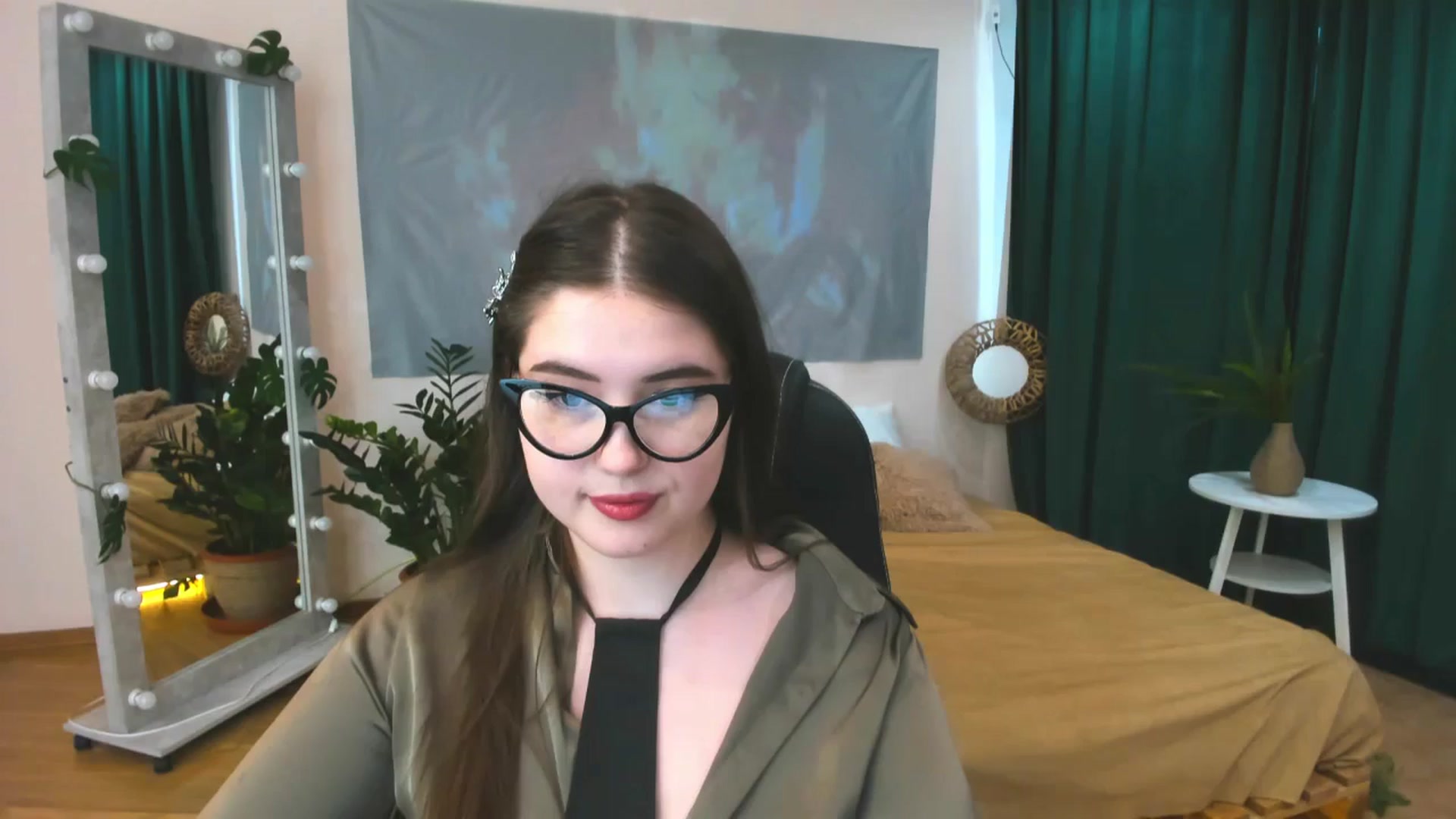 Gallery image thumbnail from AdmireMyEyes's myfreecams stream on, 06/06/2024, 10:00 image 11 of 20