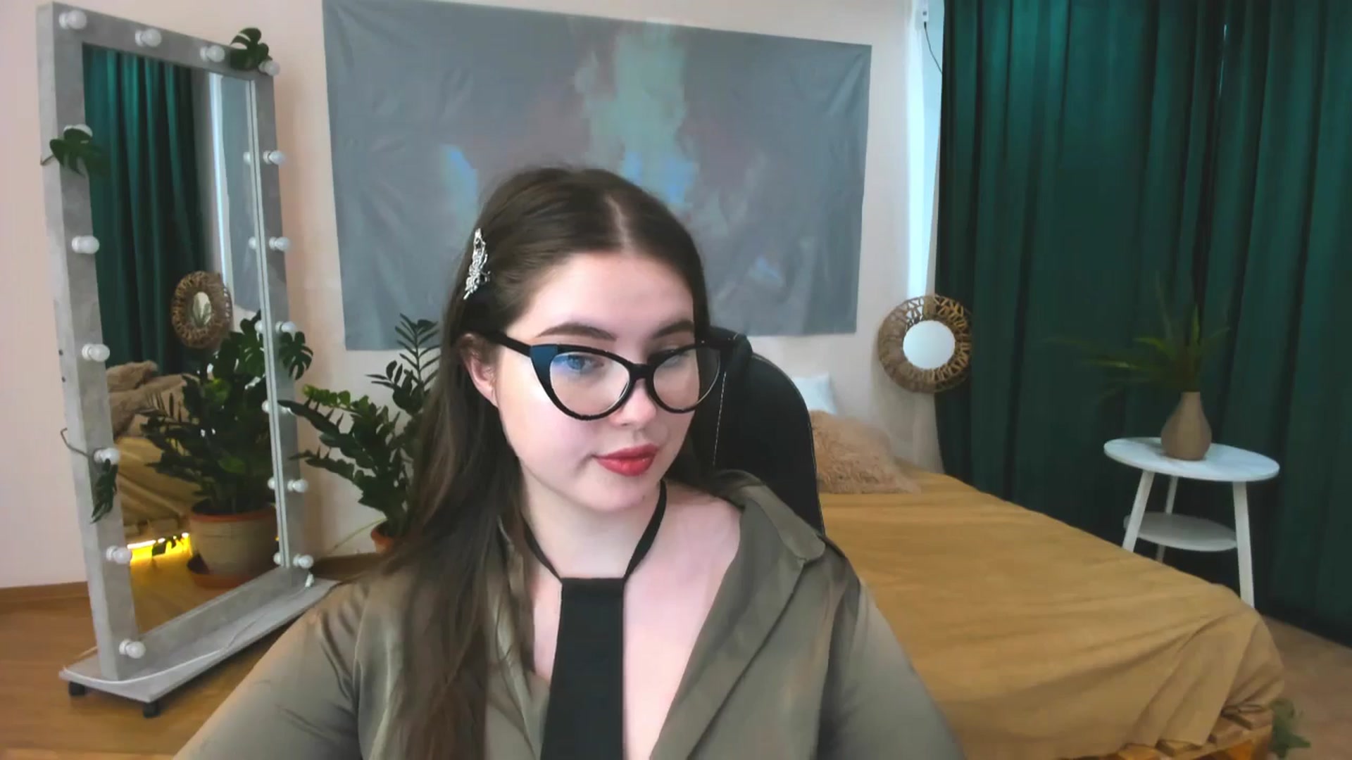 Gallery image thumbnail from AdmireMyEyes's myfreecams stream on, 06/06/2024, 10:00 image 10 of 20