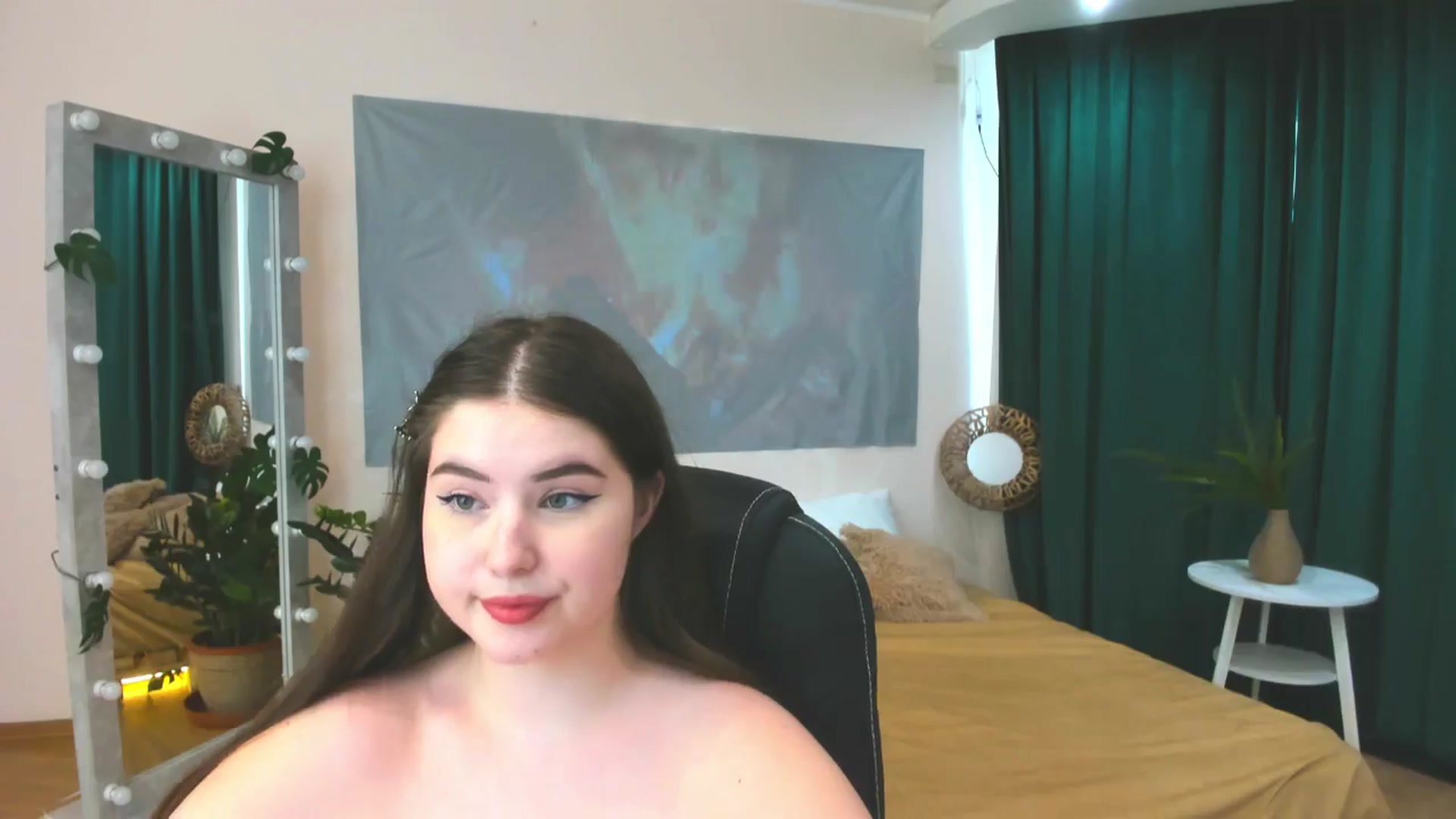 Gallery image thumbnail from AdmireMyEyes's myfreecams stream on, 06/06/2024, 10:59 image 17 of 20
