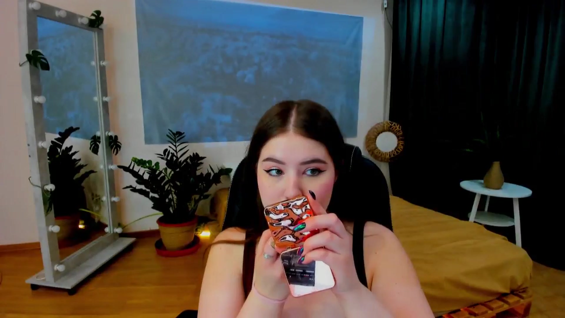 Gallery image thumbnail from AdmireMyEyes's myfreecams stream on, 06/08/2024, 18:26 image 17 of 20