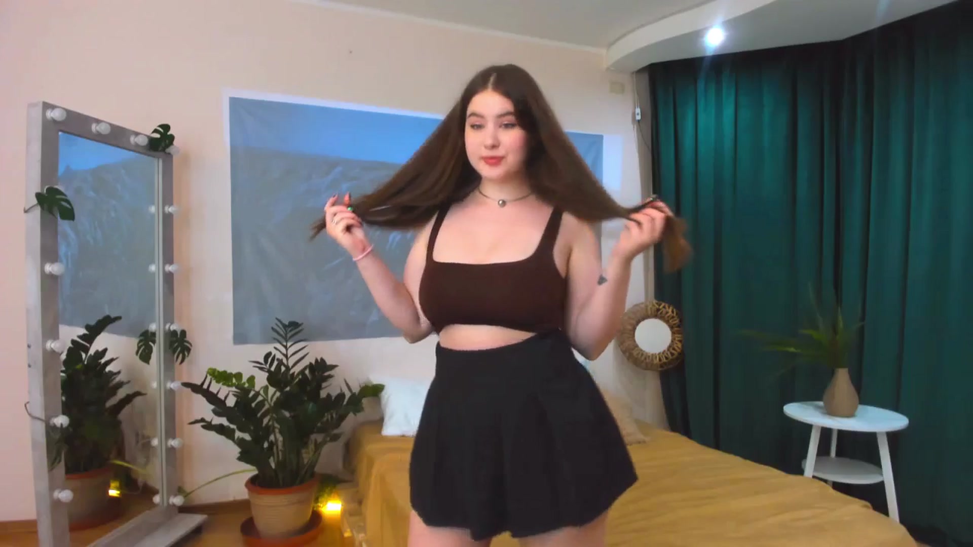 Gallery image thumbnail from AdmireMyEyes's myfreecams stream on, 06/08/2024, 19:47 image 13 of 20