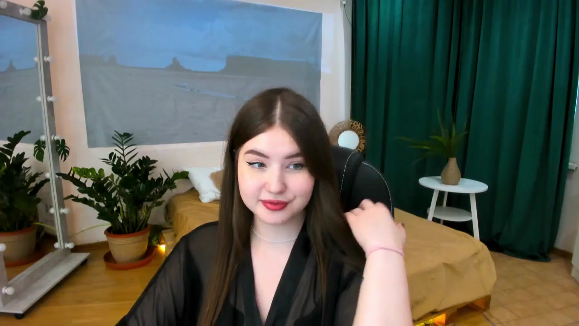 Gallery image thumbnail from AdmireMyEyes's myfreecams stream on, 06/12/2024, 07:48 image 8 of 20
