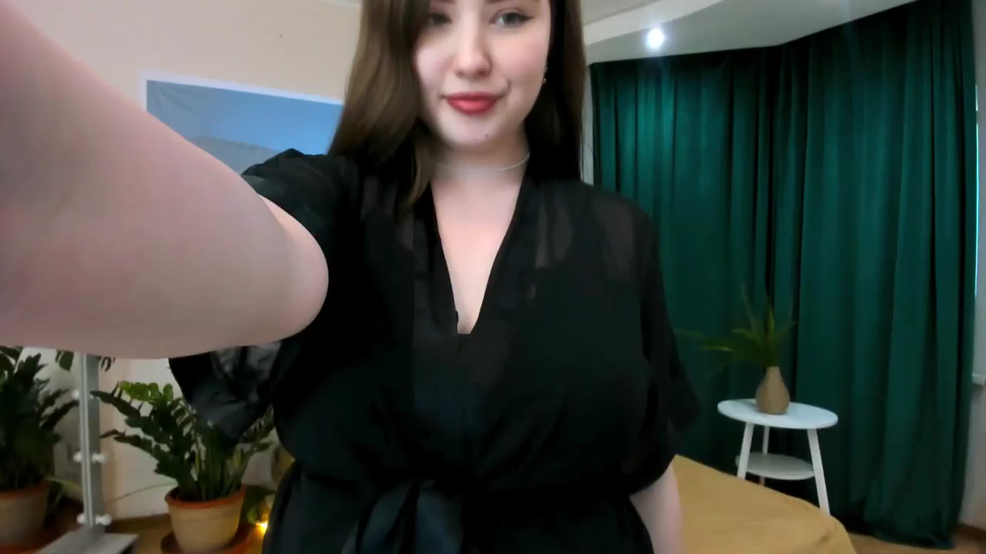 Gallery image thumbnail from AdmireMyEyes's myfreecams stream on, 06/12/2024, 07:48 image 17 of 20