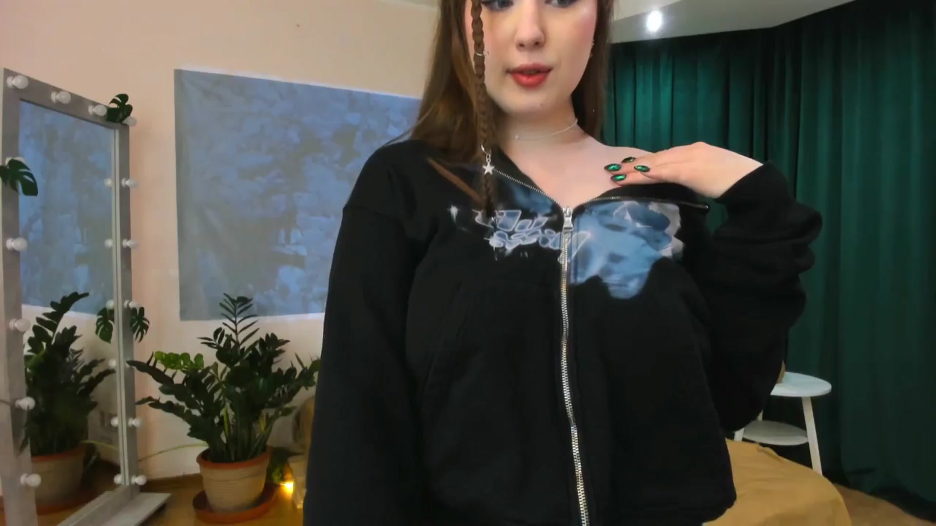 Gallery image thumbnail from AdmireMyEyes's myfreecams stream on, 06/13/2024, 19:41 image 13 of 20