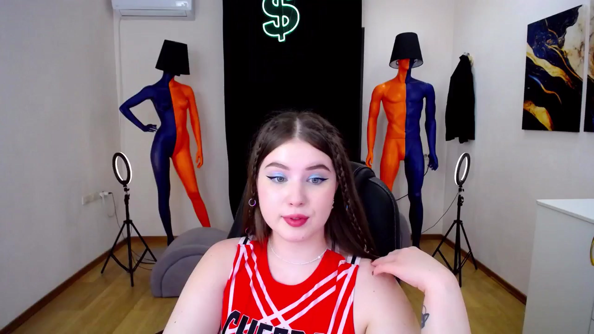 Gallery image thumbnail from AdmireMyEyes's myfreecams stream on, 06/13/2024, 23:46 image 14 of 20