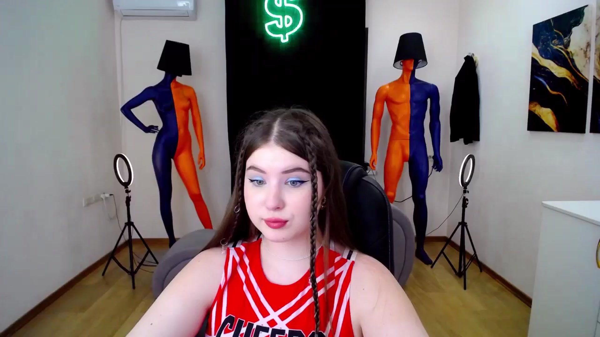 Gallery image thumbnail from AdmireMyEyes's myfreecams stream on, 06/13/2024, 23:46 image 6 of 20