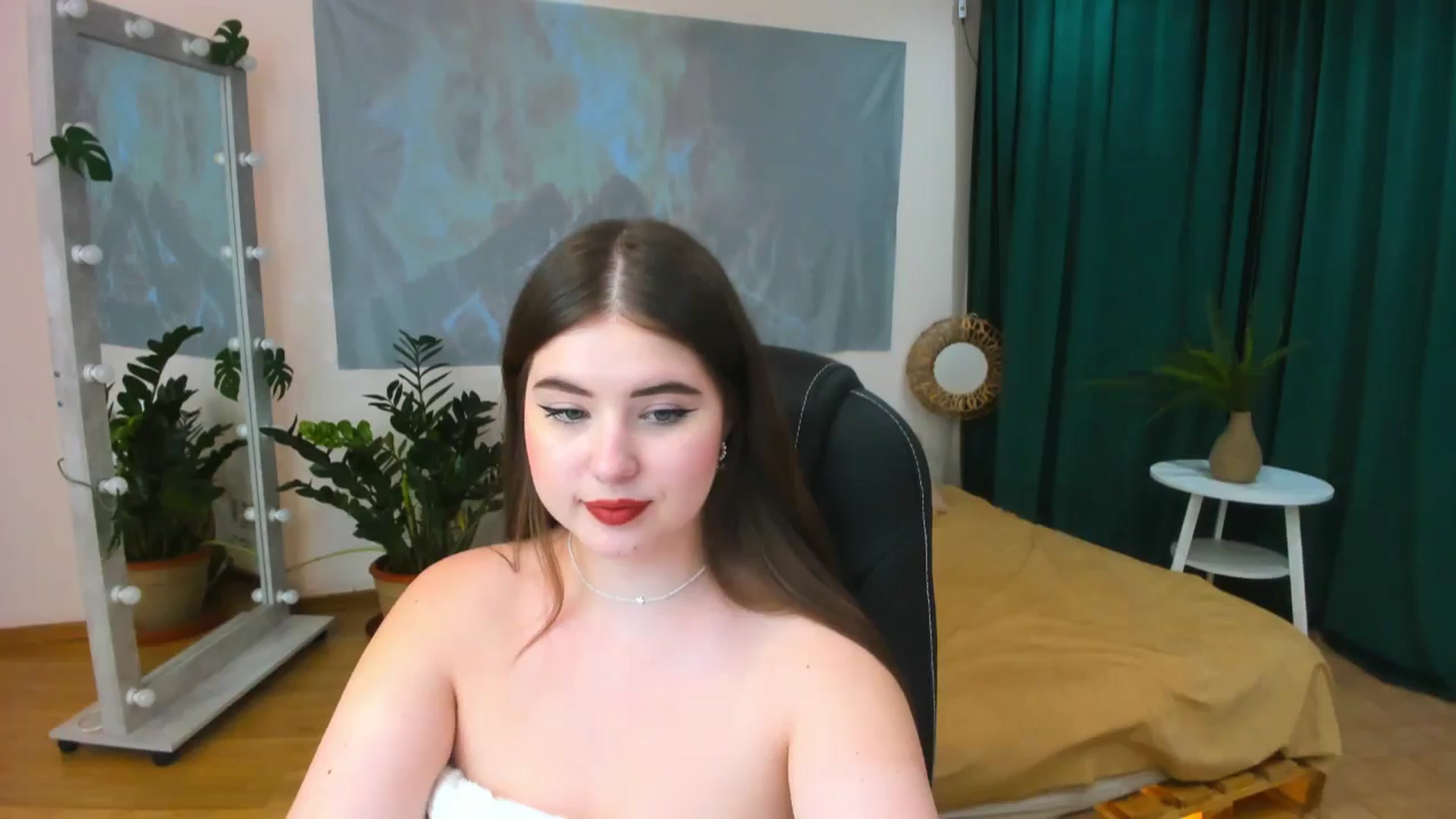 Gallery image thumbnail from AdmireMyEyes's myfreecams stream on, 06/16/2024, 23:09 image 5 of 20