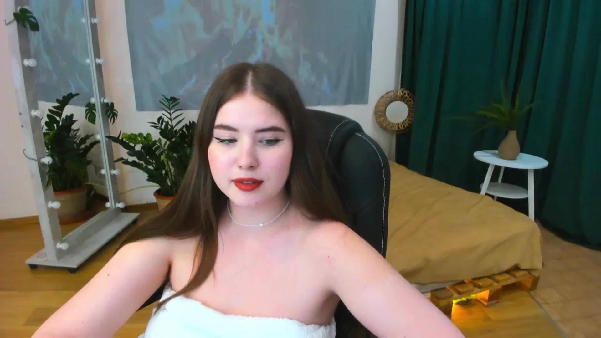 Gallery image thumbnail from AdmireMyEyes's myfreecams stream on, 06/17/2024, 24:55 image 3 of 20