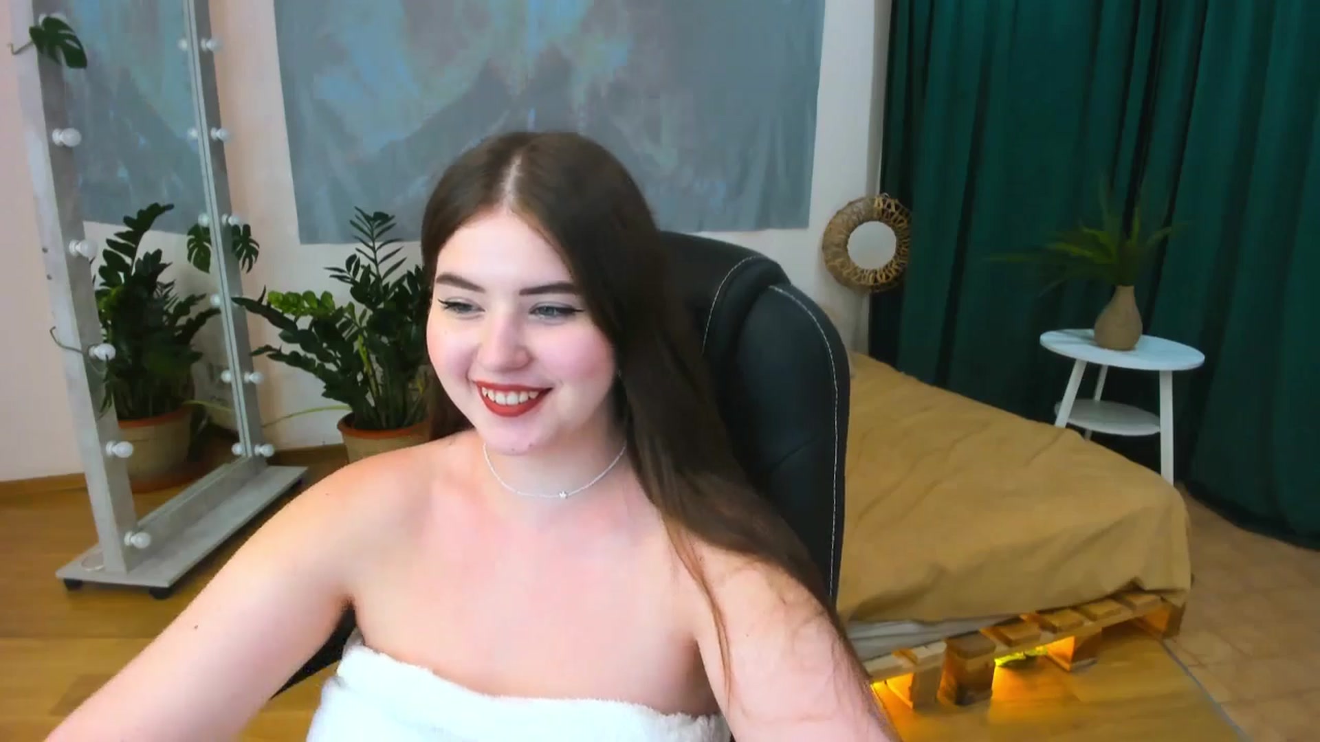 Gallery image thumbnail from AdmireMyEyes's myfreecams stream on, 06/17/2024, 24:55 image 7 of 20