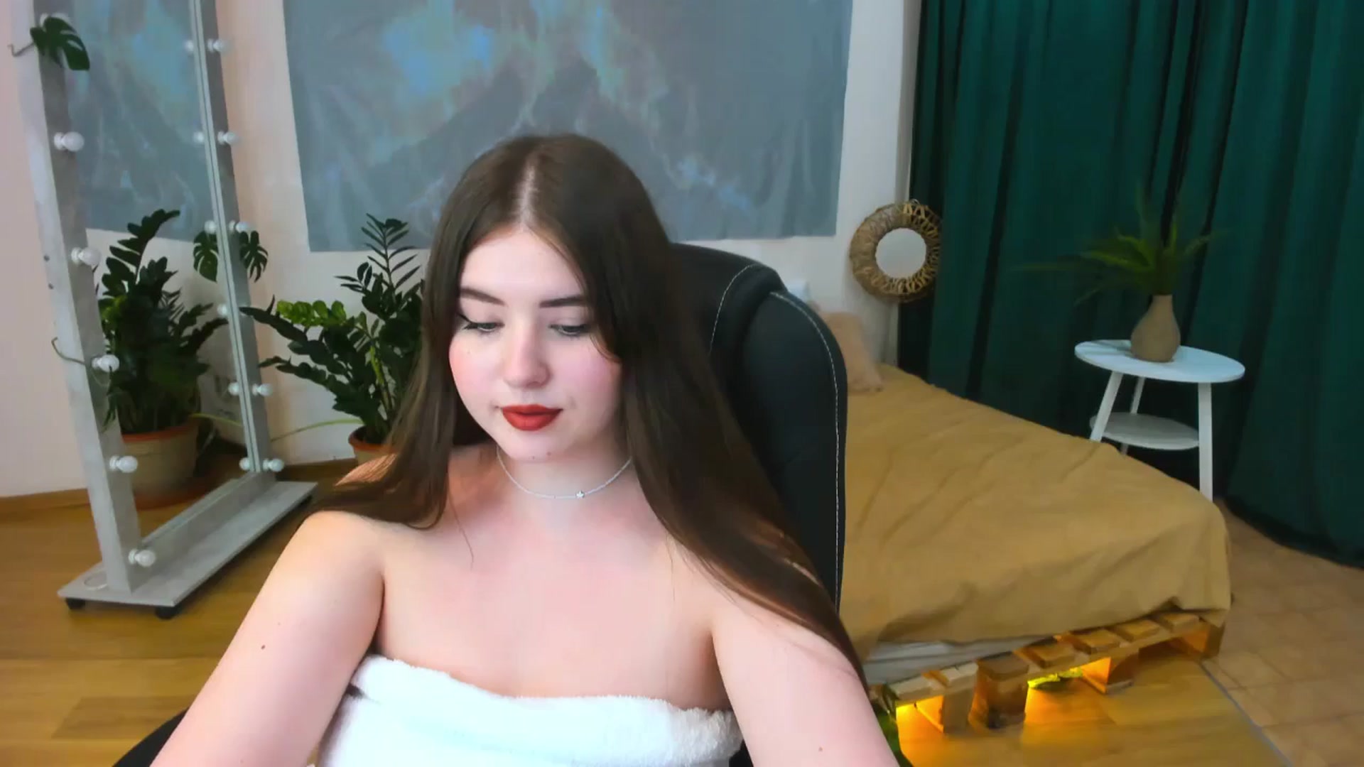Gallery image thumbnail from AdmireMyEyes's myfreecams stream on, 06/17/2024, 24:55 image 5 of 20