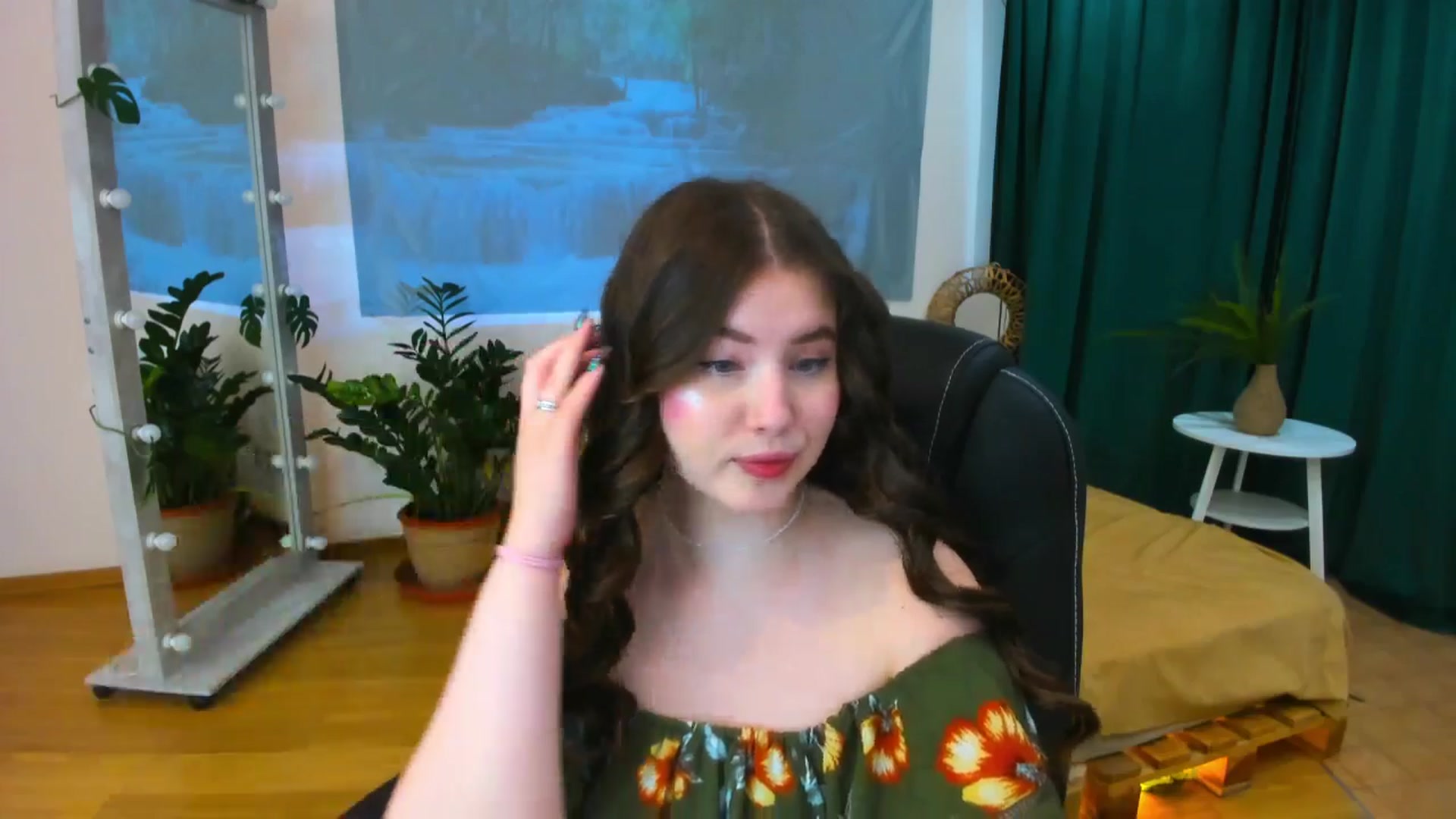Gallery image thumbnail from AdmireMyEyes's myfreecams stream on, 06/18/2024, 05:24 image 3 of 20