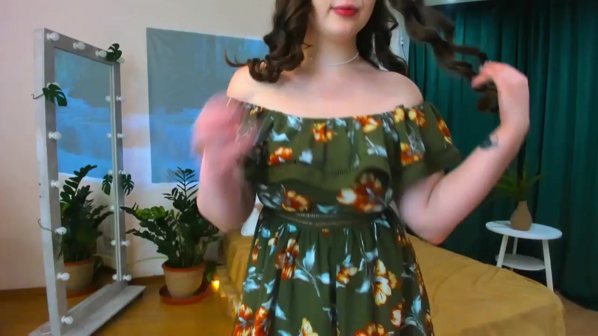 Gallery image thumbnail from AdmireMyEyes's myfreecams stream on, 06/18/2024, 07:10 image 5 of 20
