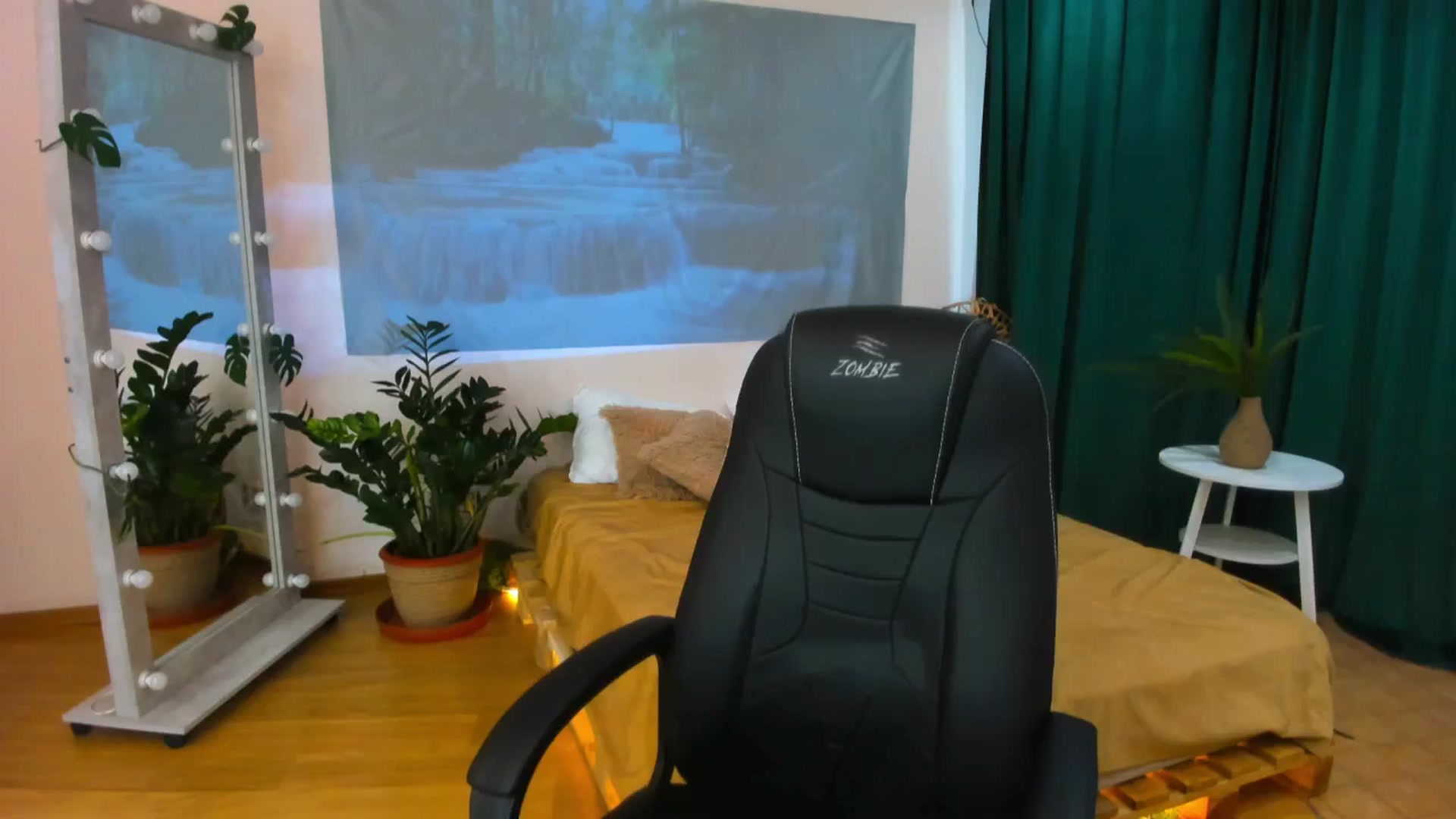 Gallery image thumbnail from AdmireMyEyes's myfreecams stream on, 06/18/2024, 07:26 image 1 of 20